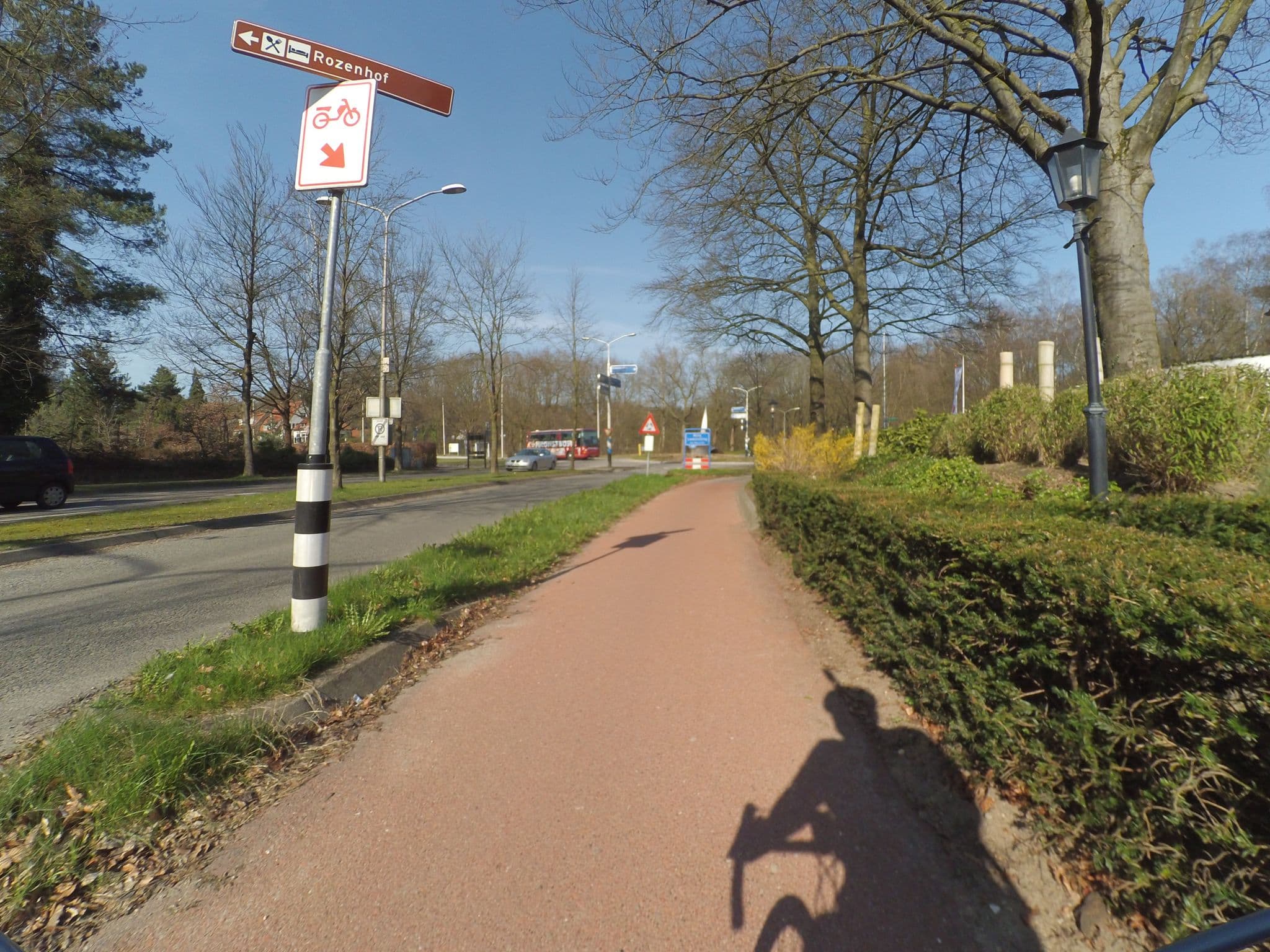 Street view near Hotel Restaurant Konbanwa, Brakkenstein — © peewee32 (CC BY-SA · Mapillary)