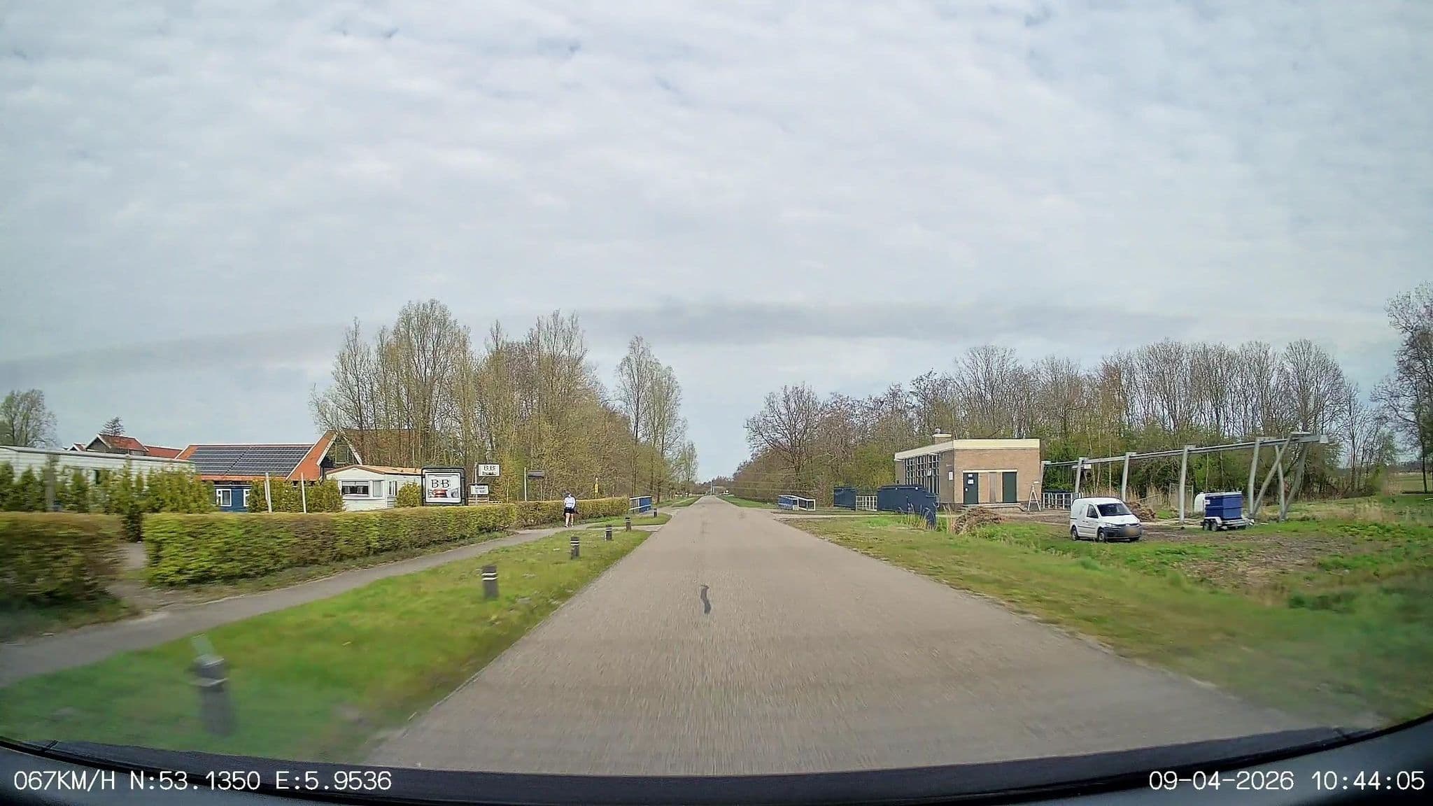 Street view near It Wiid Bungalowpark, Oudega — © thewizard (CC BY-SA · Mapillary)
