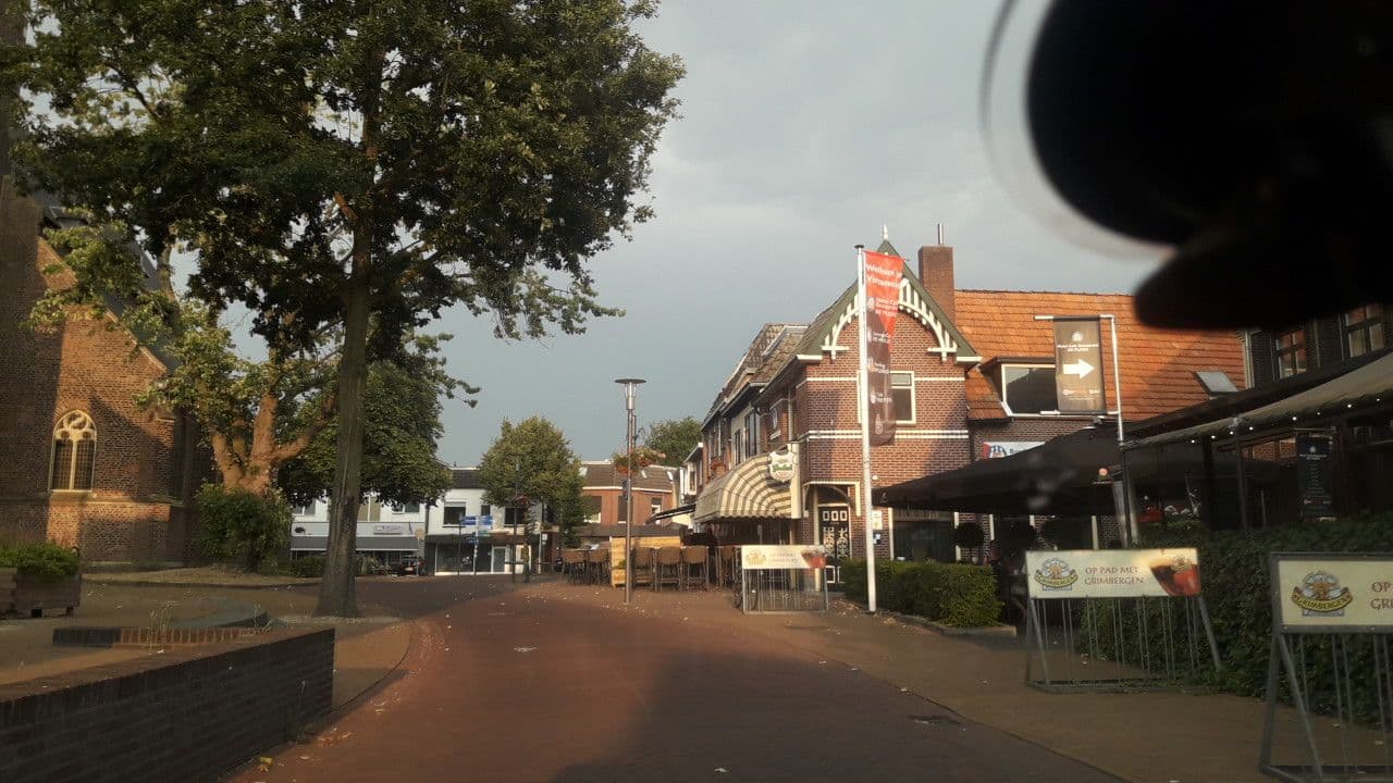 Street view near Hotel Cafe Restaurent De Ploeg, Varsseveld — © bielebog (CC BY-SA · Mapillary)