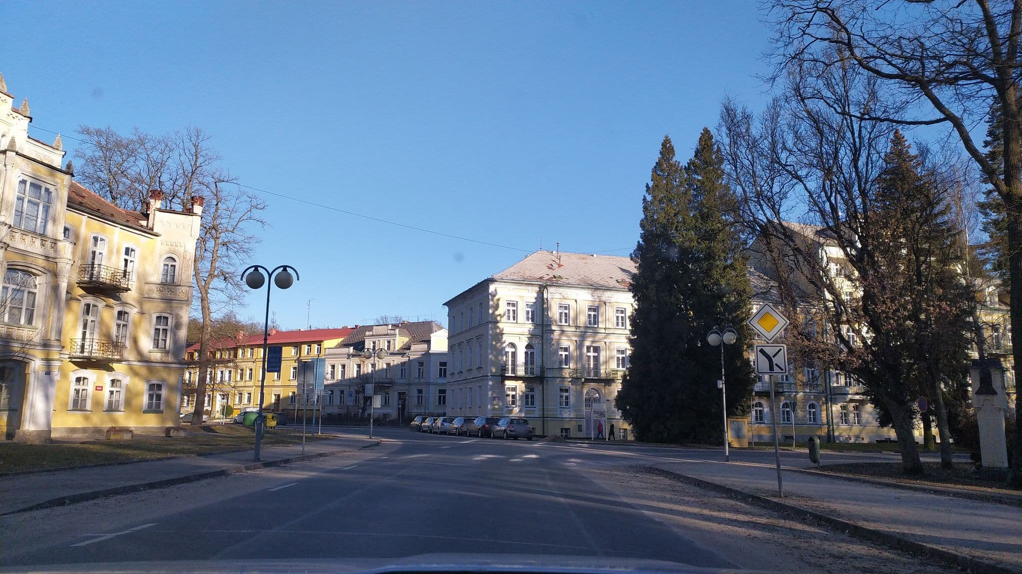 Street view near Hotel Jesenius, Františkovy Lázně — © mrowka (CC BY-SA · Mapillary)