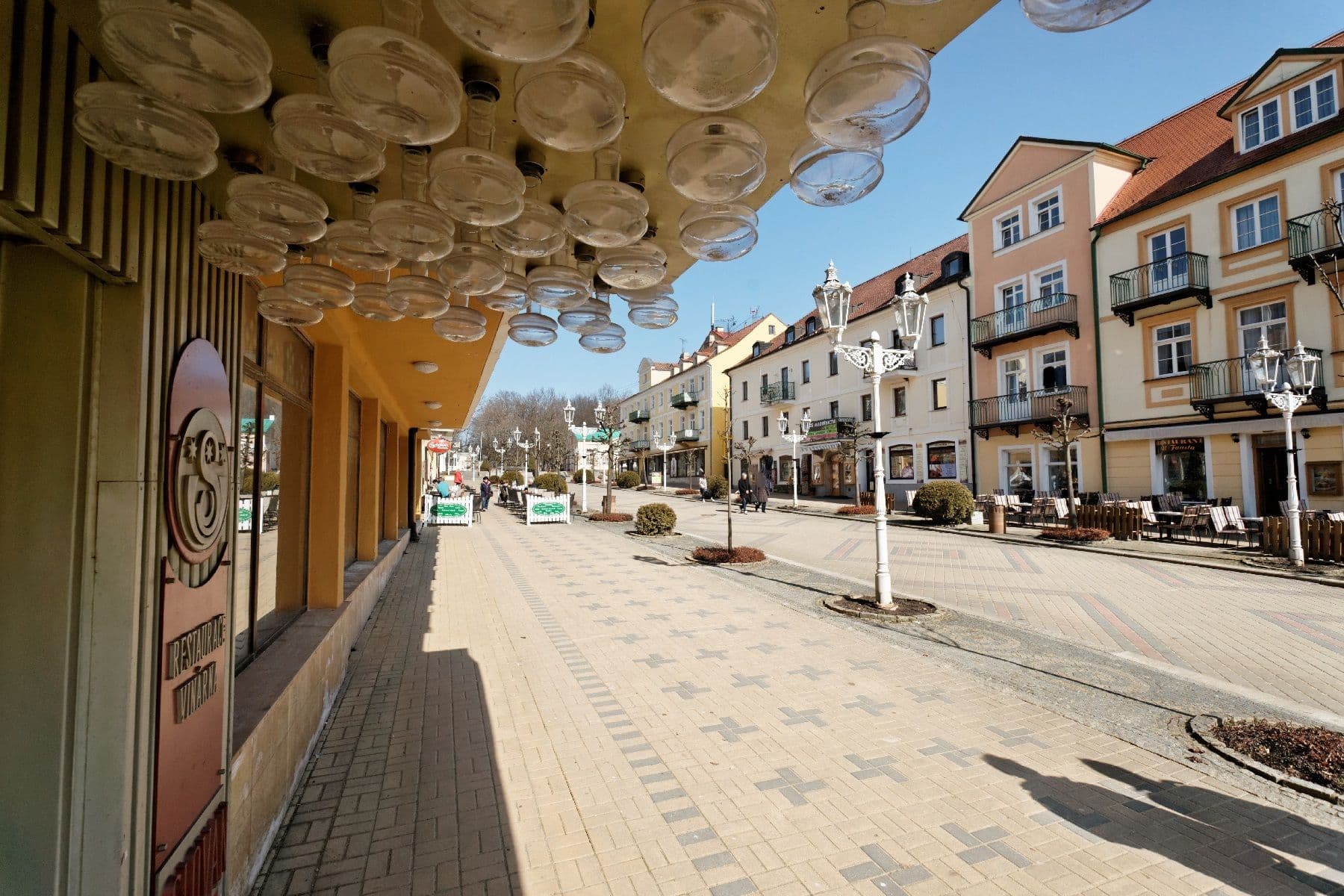 Street view near Interhotel Slovan, Františkovy Lázně — © txllxt (CC BY-SA · Mapillary)