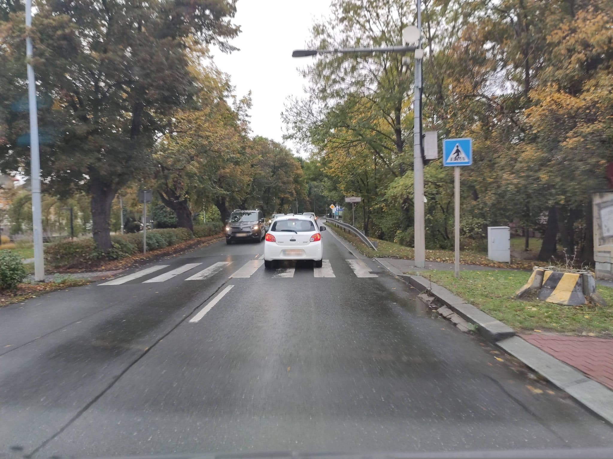 Street view near WEAL spol, Uhříněves — © martinpoljak (CC BY-SA · Mapillary)