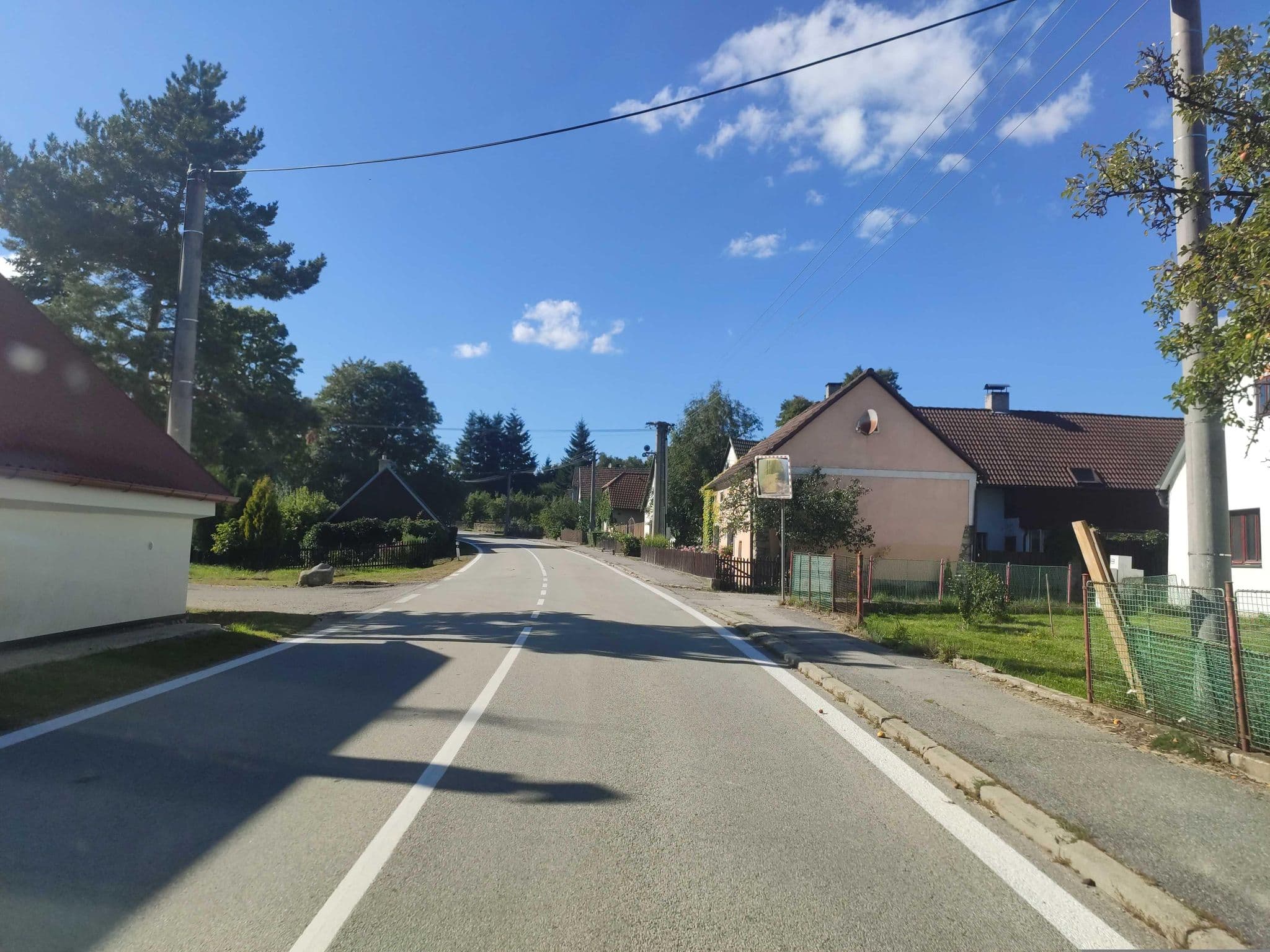 Street view near Penzion Klondike, Kunžak — © martinpoljak (CC BY-SA · Mapillary)