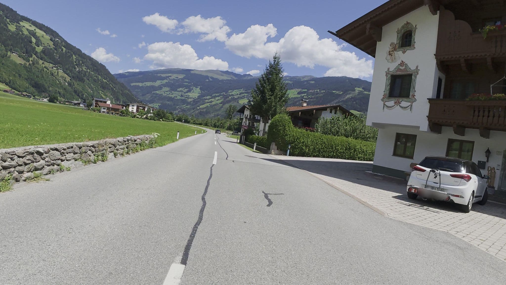 Street view near Landhaus Sabine, Zell am Ziller — © Guzzi_Franze (CC BY-SA · Mapillary)