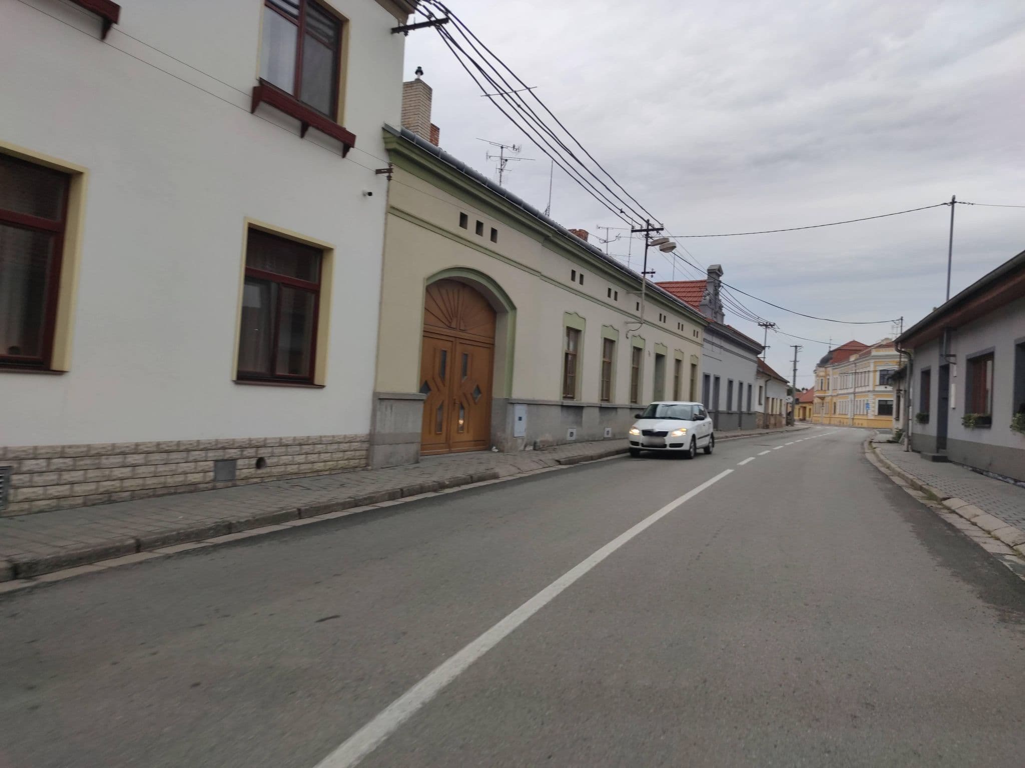 Street view near Restaurace a penzion Praha, Dolní Dunajovice — © martinpoljak (CC BY-SA · Mapillary)