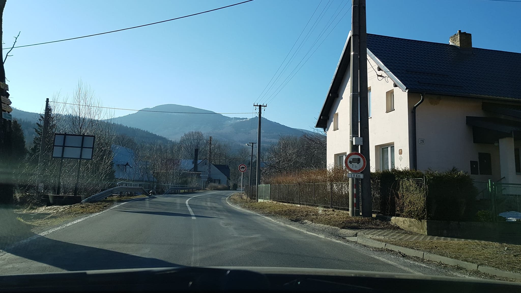 Street view near Na Růžku, Lipová-lázně — © richardc (CC BY-SA · Mapillary)