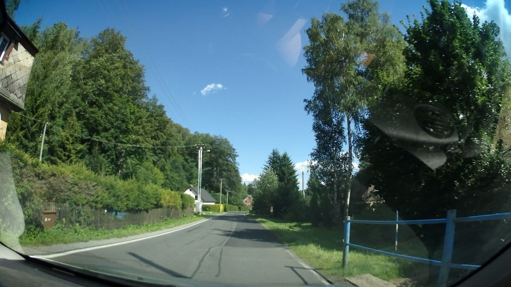 Street view near Apartmány Pod Lesem, Lipová-lázně — © jakuje (CC BY-SA · Mapillary)