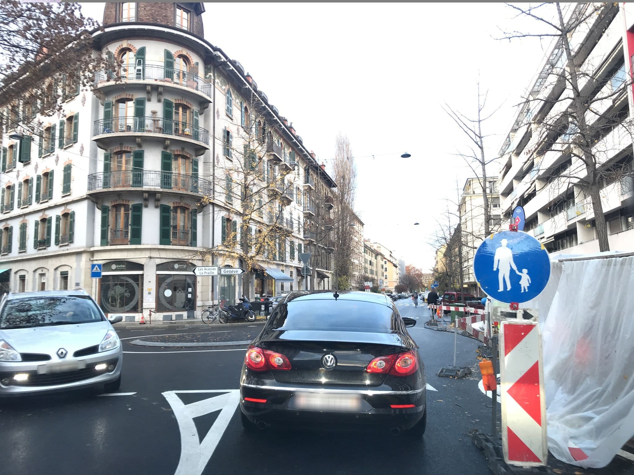 Street view near Hôtel Caroline 51, Carouge — © unmap (CC BY-SA · Mapillary)