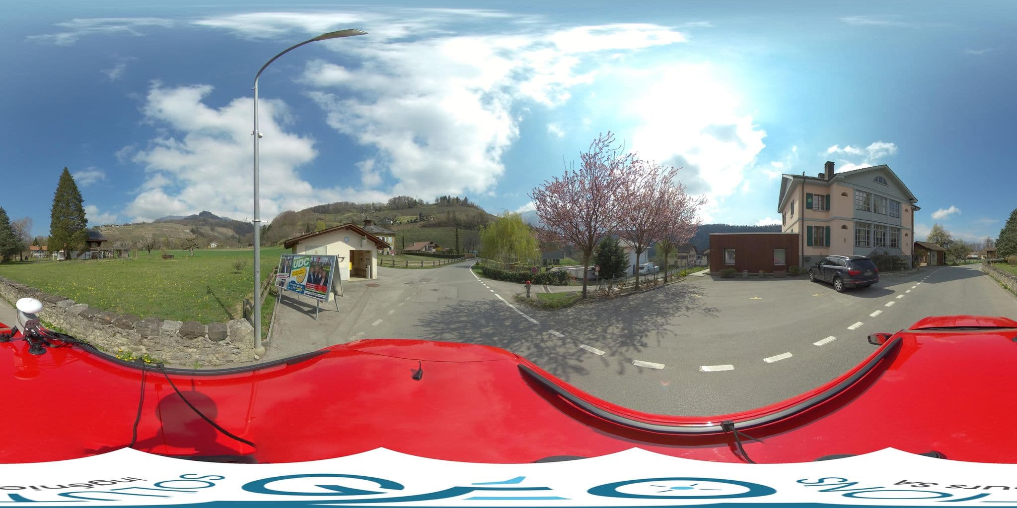 Street view near La Maison du Directeur, Bex — © epoc (CC BY-SA · Mapillary)