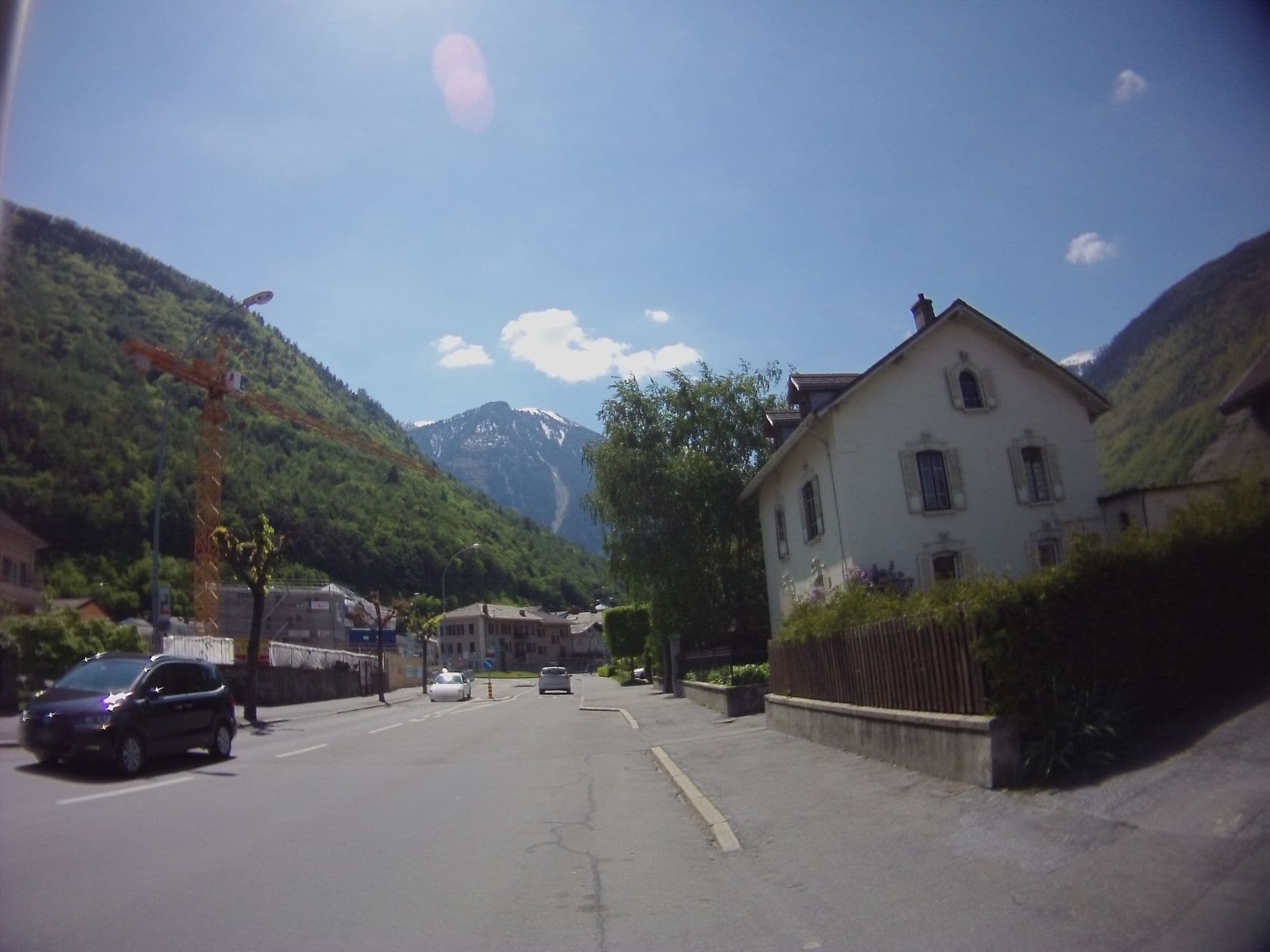 Street view near Minotel Forum, Martigny-Ville — © endszbrxns (CC BY-SA · Mapillary)