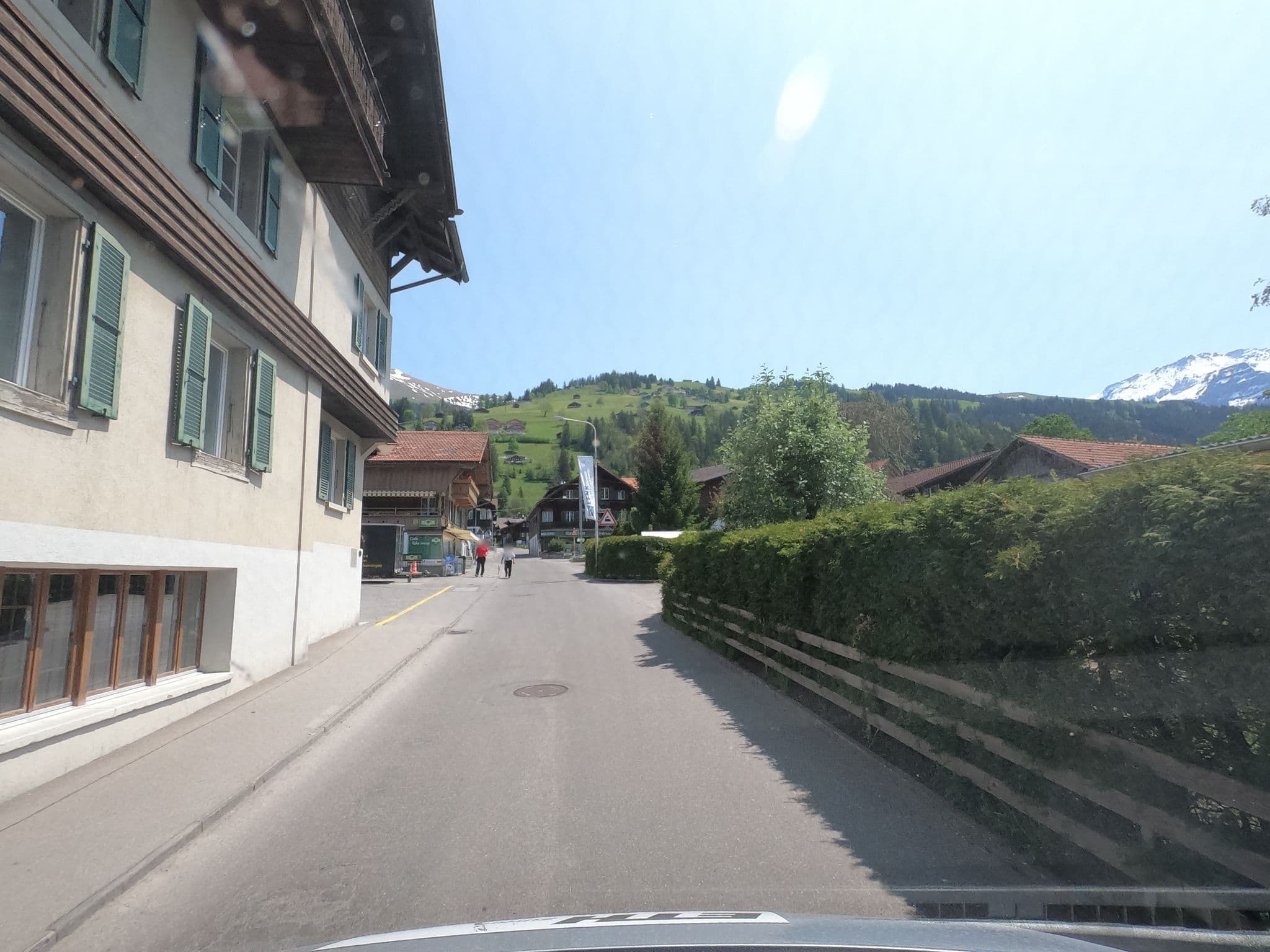 Street view near Sternen Füfi, Lenk — © canadarunner (CC BY-SA · Mapillary)