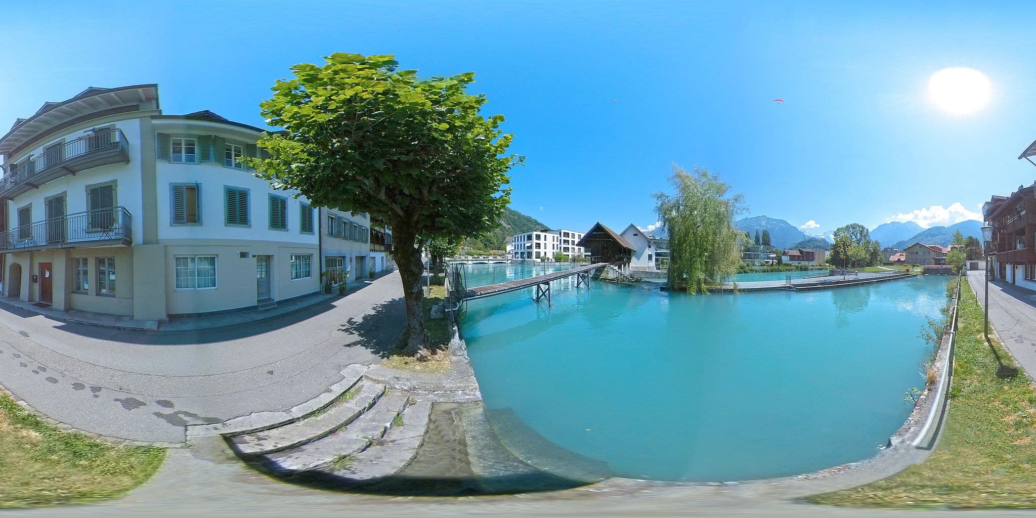 Street view near Landiyang Holiday Apartments 1, Unterseen — © arrow360 (CC BY-SA · Mapillary)