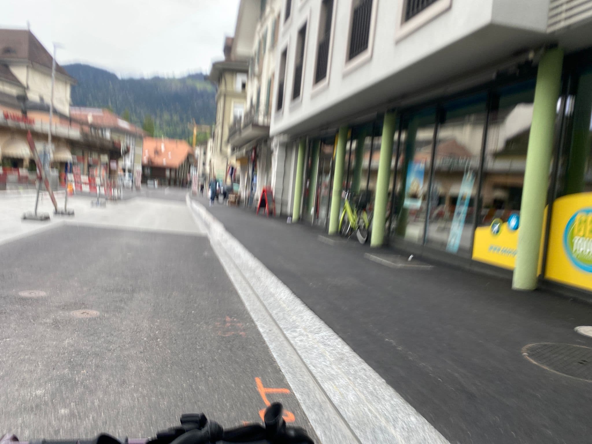 Street view near Happy Central Apartment, Unterseen — © tilleulenspieg (CC BY-SA · Mapillary)