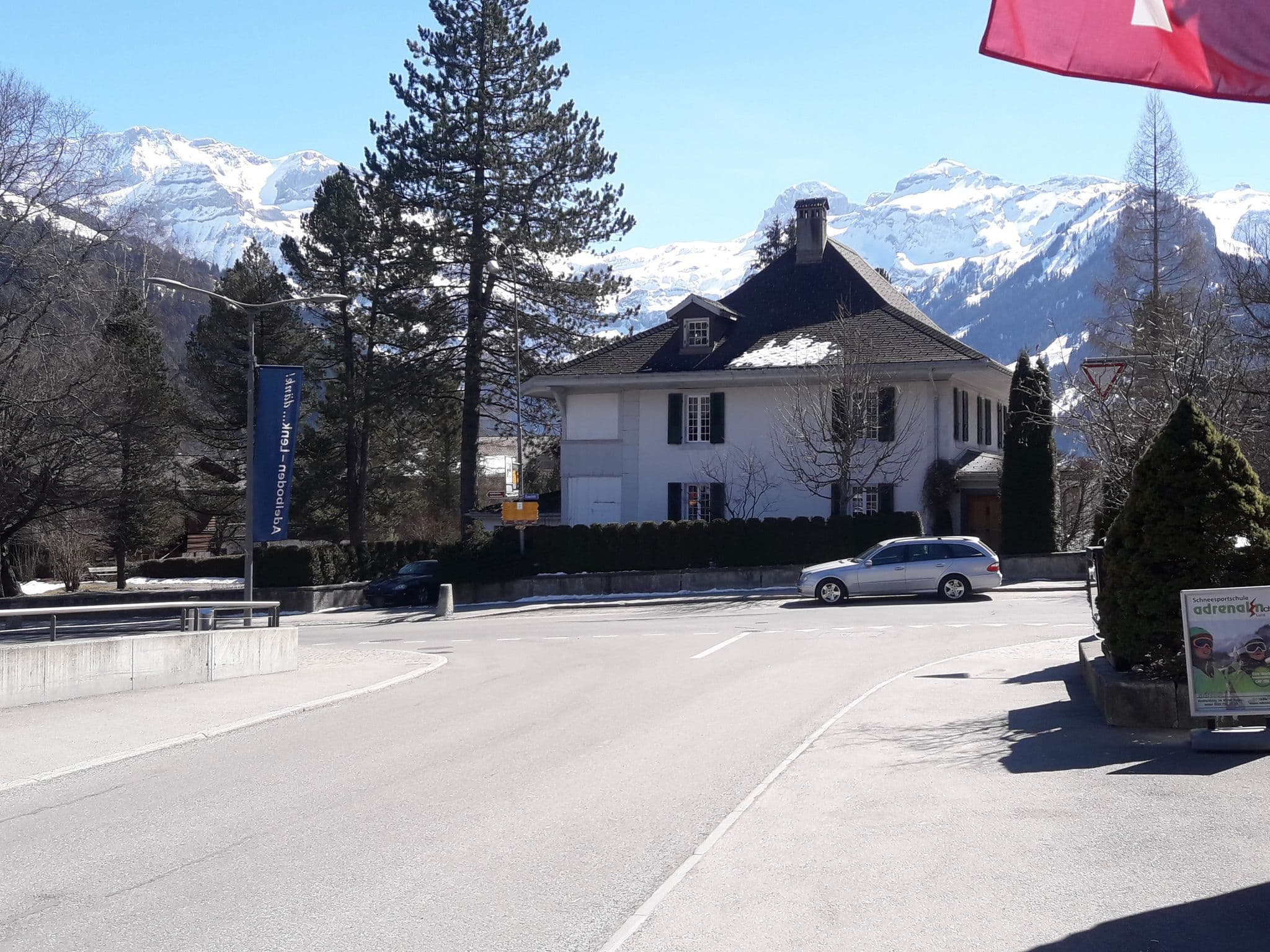 Street view near Hotel Kreuz Lenk, Lenk — © bodo3 (CC BY-SA · Mapillary)