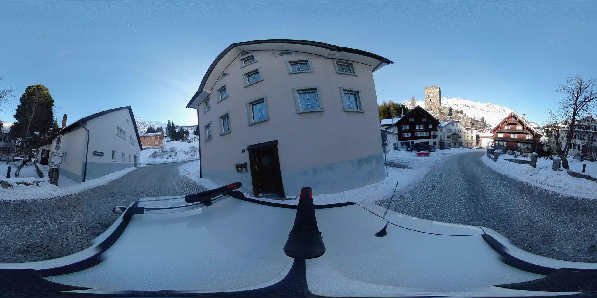 Street view near Hotel St. Gotthard, Andermatt — © chrisbeddow (CC BY-SA · Mapillary)
