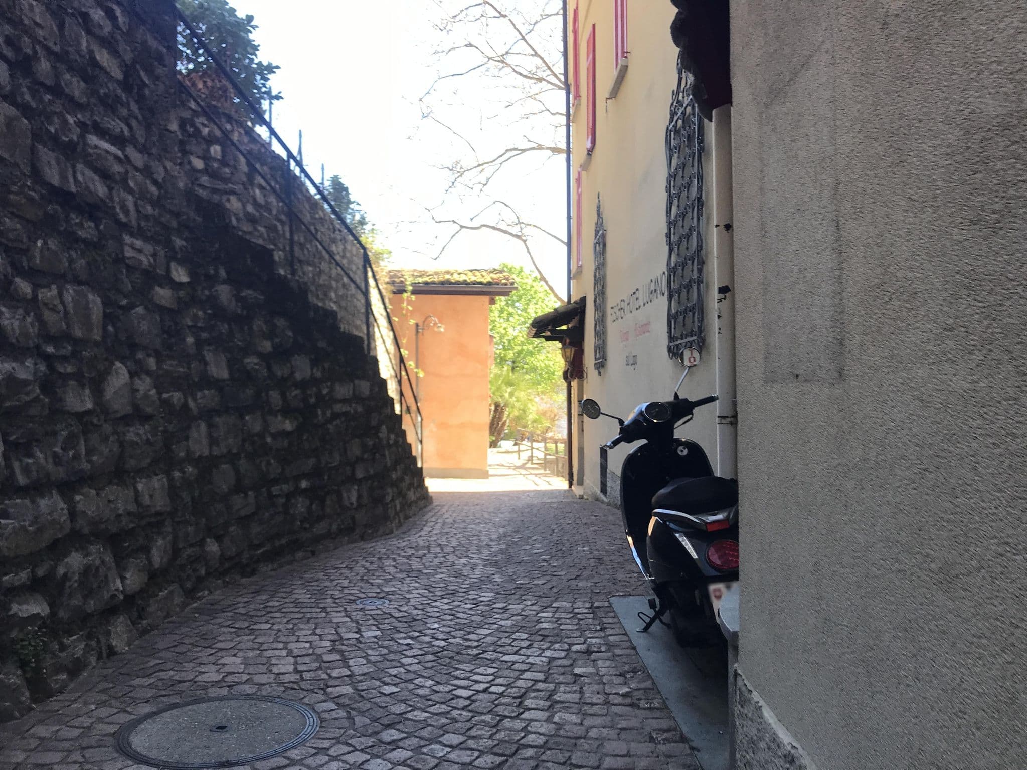 Street view near Fischer Hotel Lugano, Viganello — © miguel_andrade (CC BY-SA · Mapillary)
