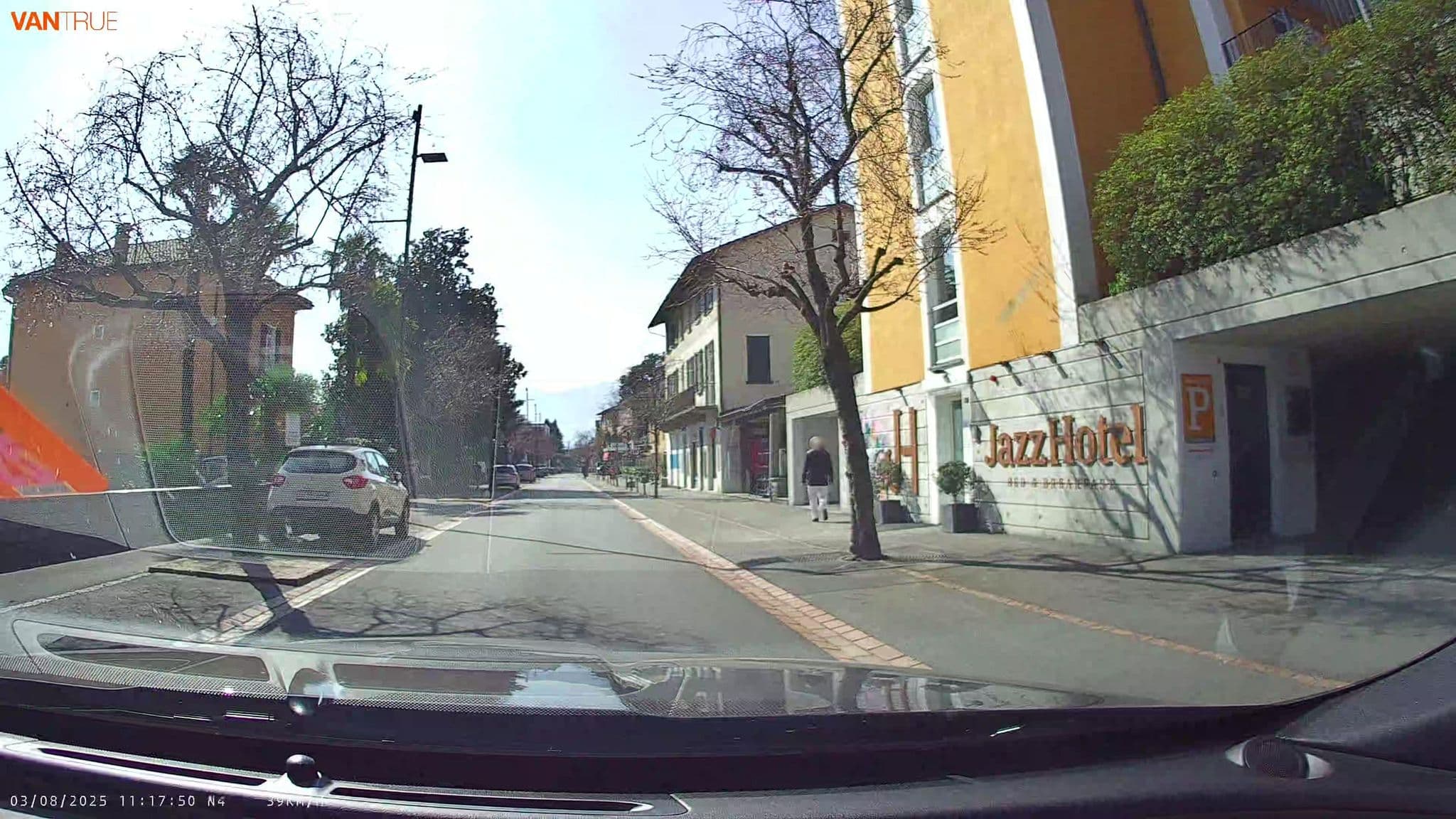 Street view near Crazy, Ascona — © fcignat (CC BY-SA · Mapillary)