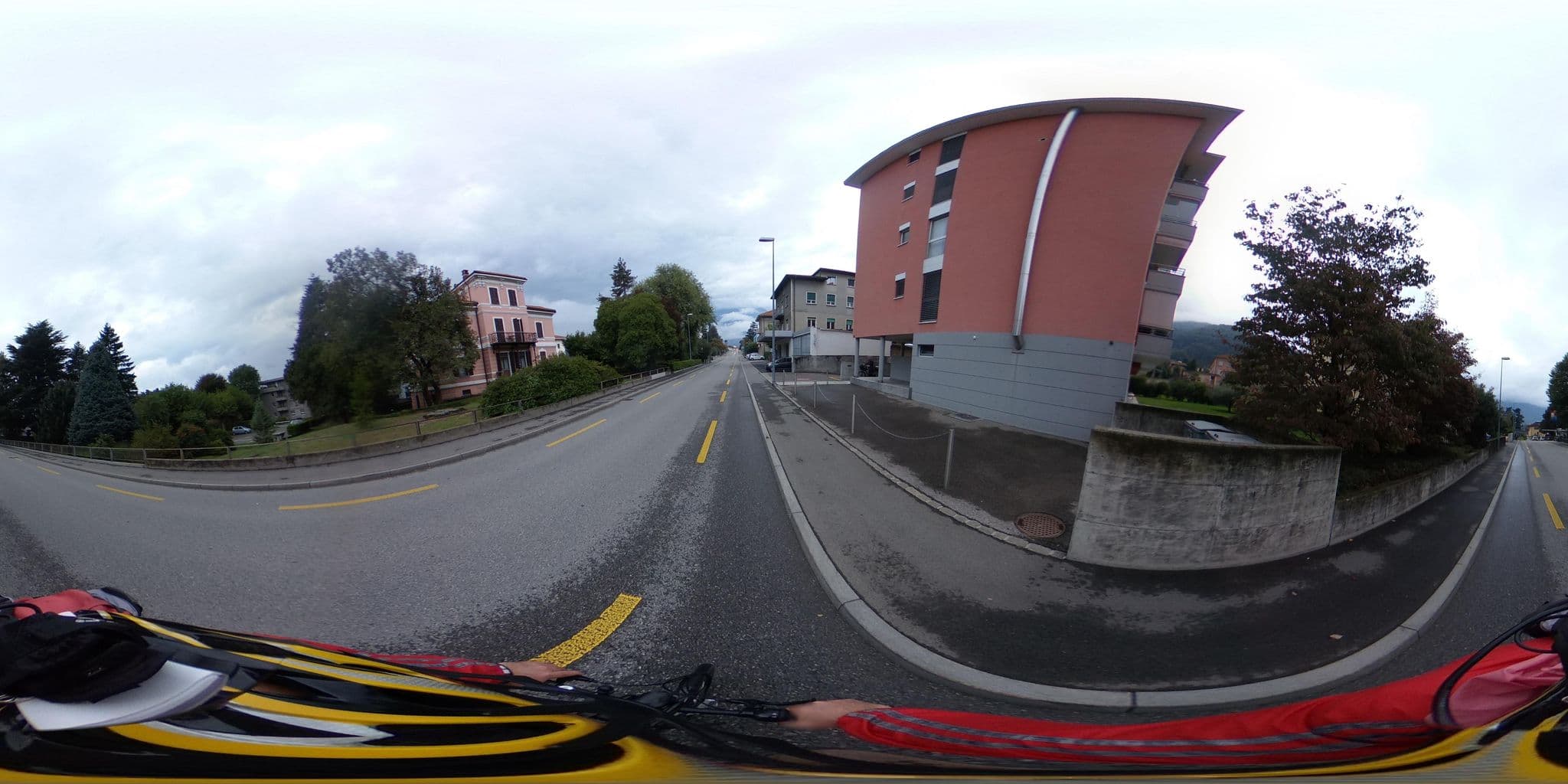 Street view near Hotelleriesuisse Ticino, Bellinzona — © kaitu (CC BY-SA · Mapillary)