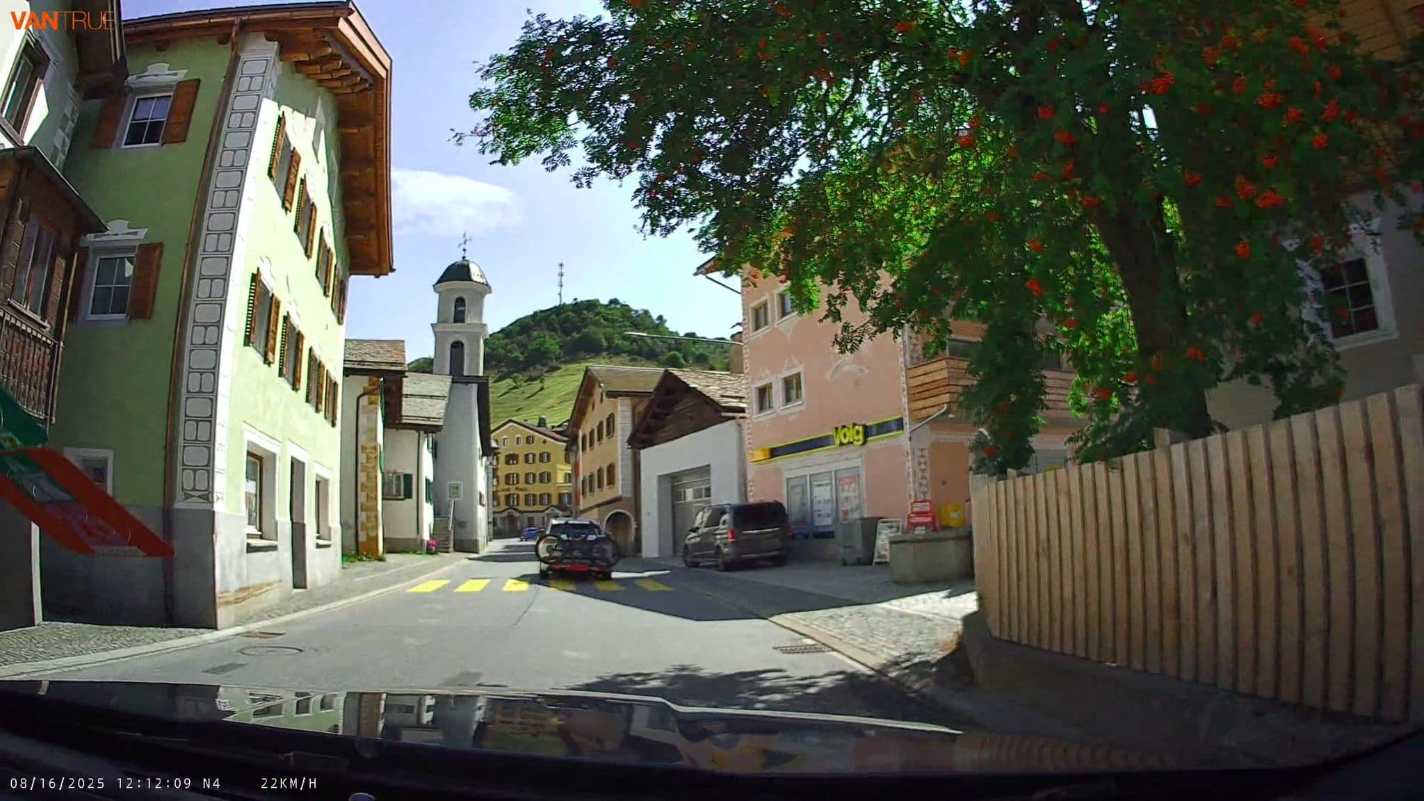 Street view near Ospizio La Veduta, St. Moritz β Β© fcignat (CC BY-SA Β· Mapillary)