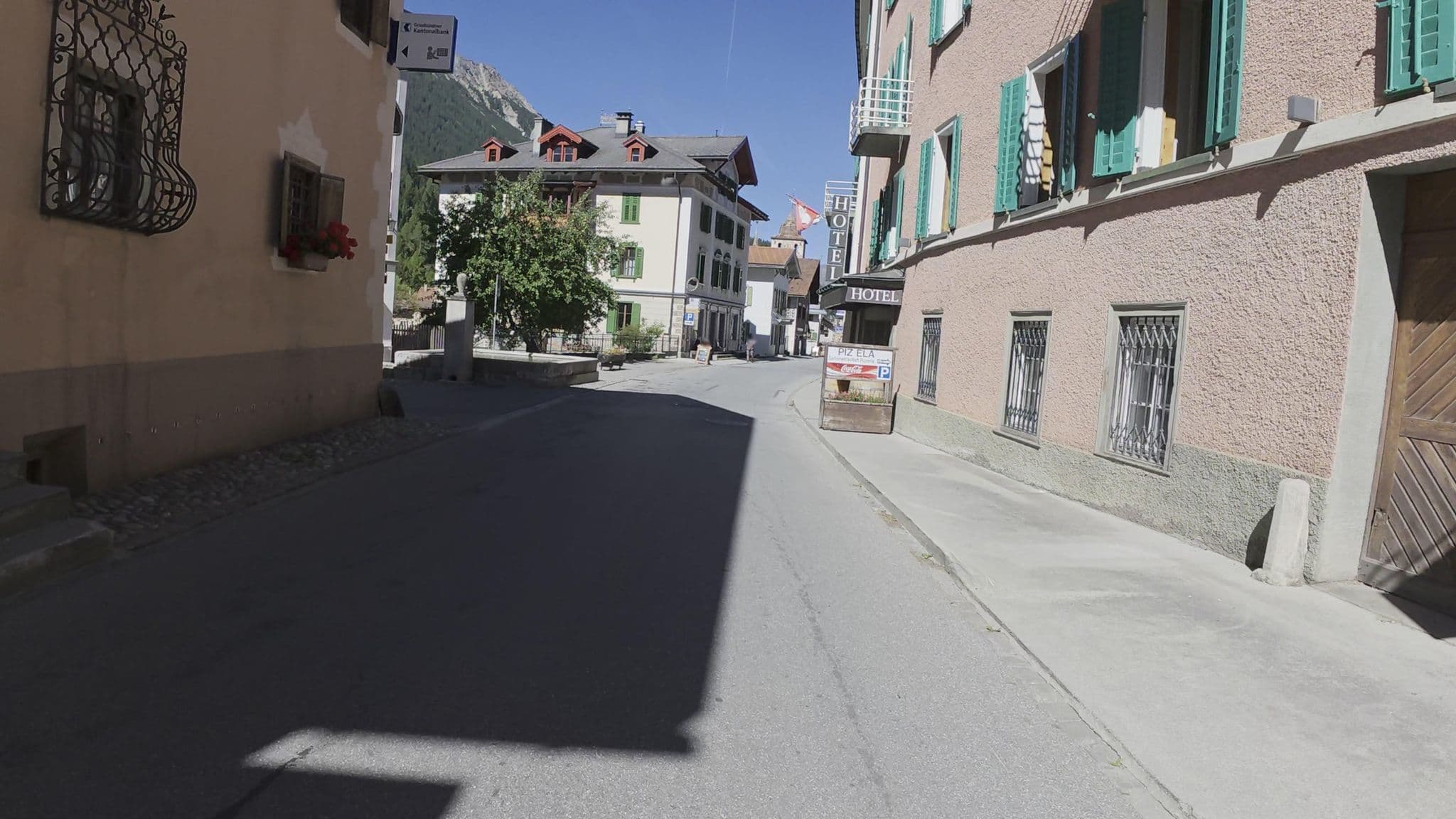 Street view near Hotel Piz Ela, Samedan — © Guzzi_Franze (CC BY-SA · Mapillary)