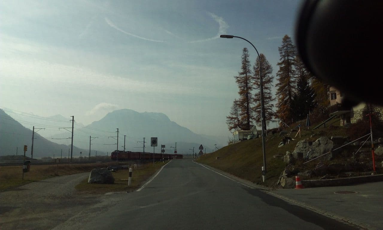 Street view near Ferienhaus Soland, Samedan — © selfishseahorse (CC BY-SA · Mapillary)