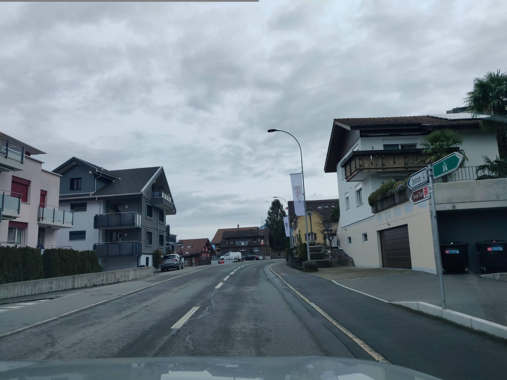 Street view near SeeHotel Sternen, Beckenried — © Yha1 (CC BY-SA · Mapillary)