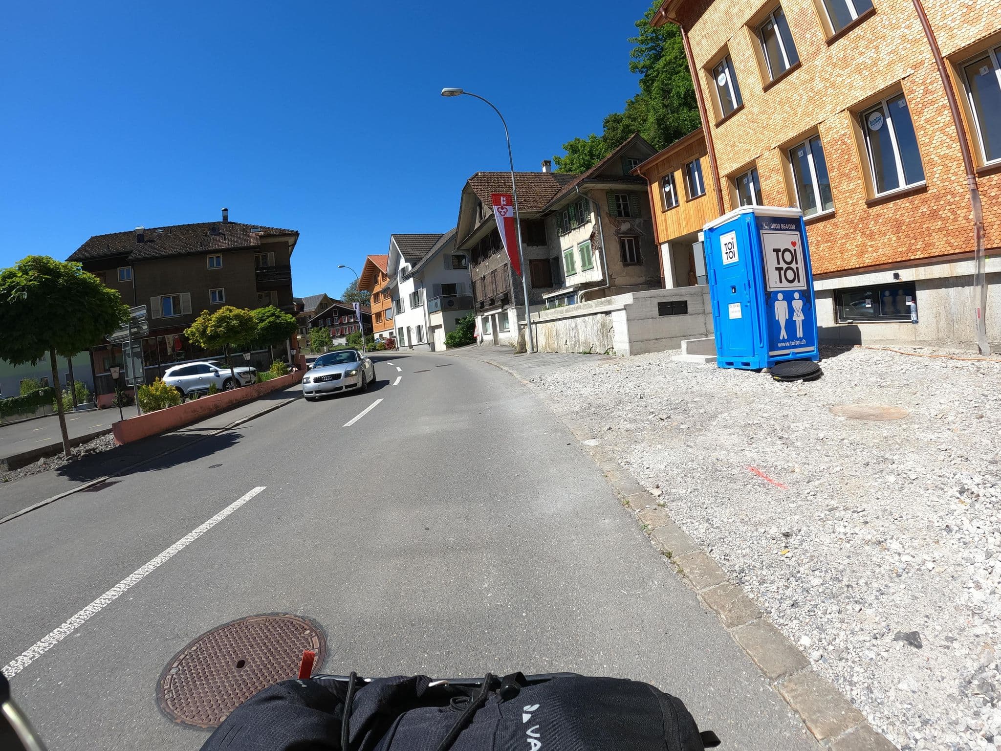 Street view near Ferienwohnung \"Sunshine\" Kerns, Alpnach — © blubberblubb (CC BY-SA · Mapillary)