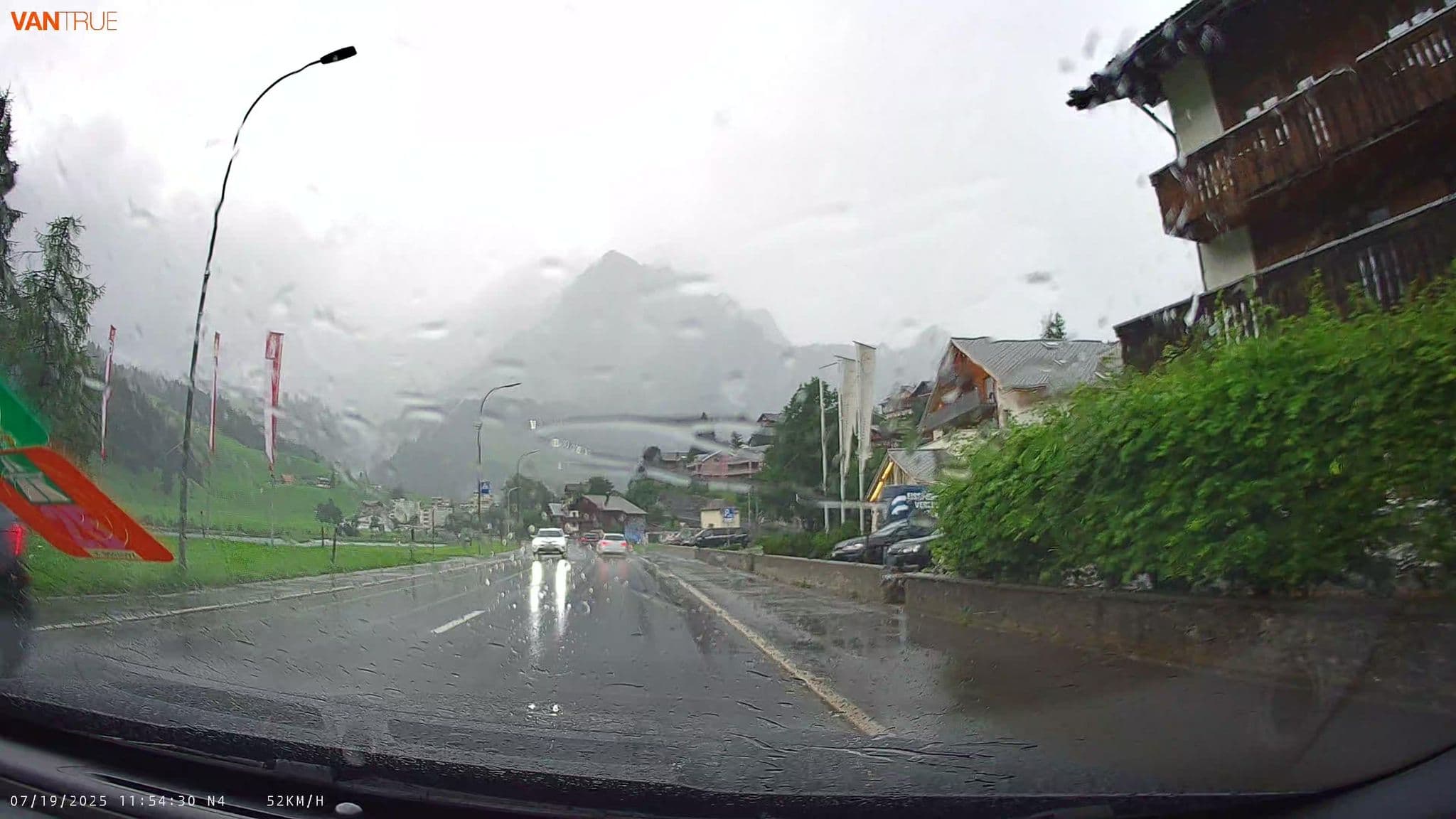 Street view near Hotel Espen, Engelberg — © fcignat (CC BY-SA · Mapillary)