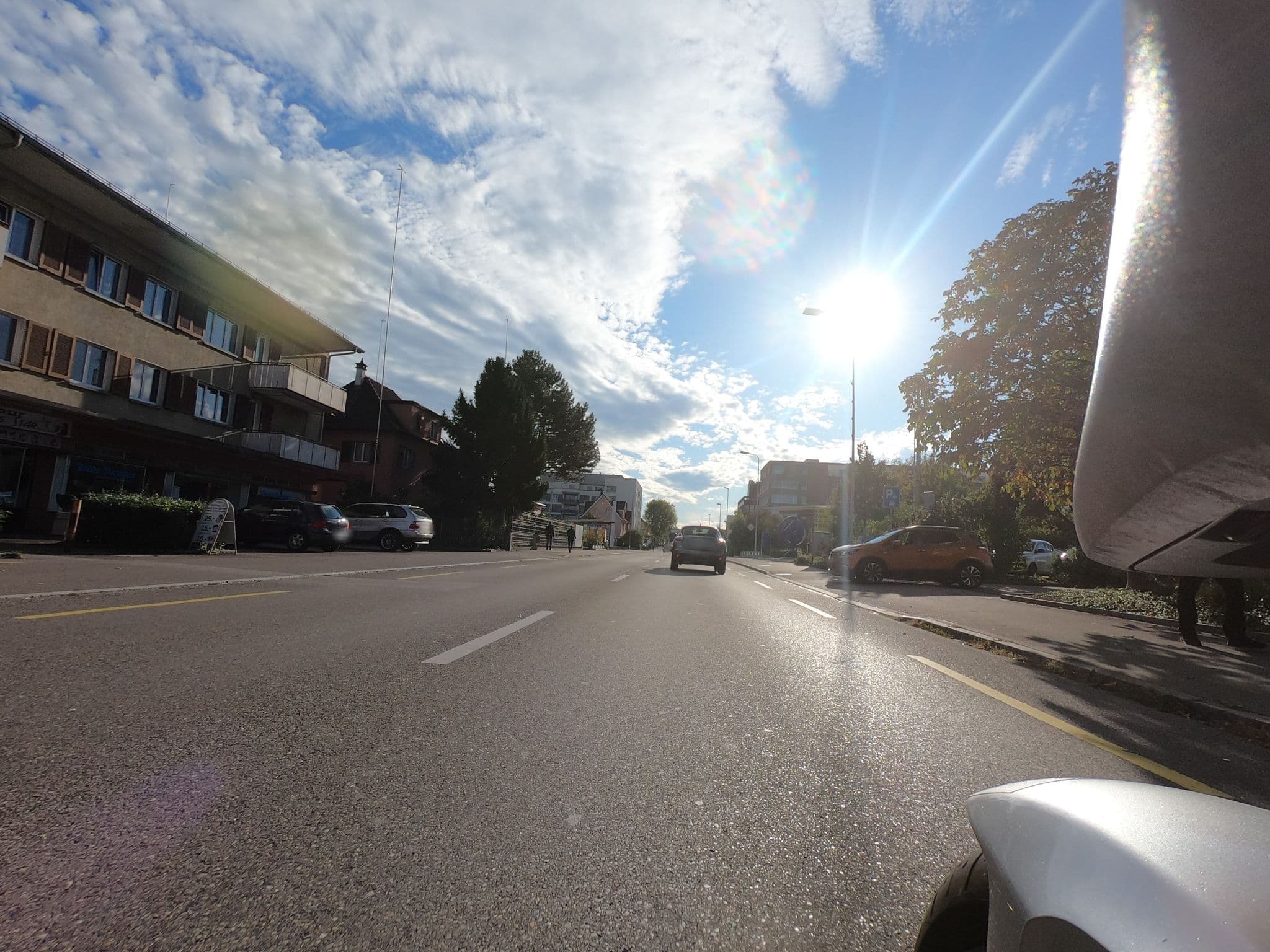 Street view near Glatthall, Glattbrugg — © schnitzelwagen (CC BY-SA · Mapillary)