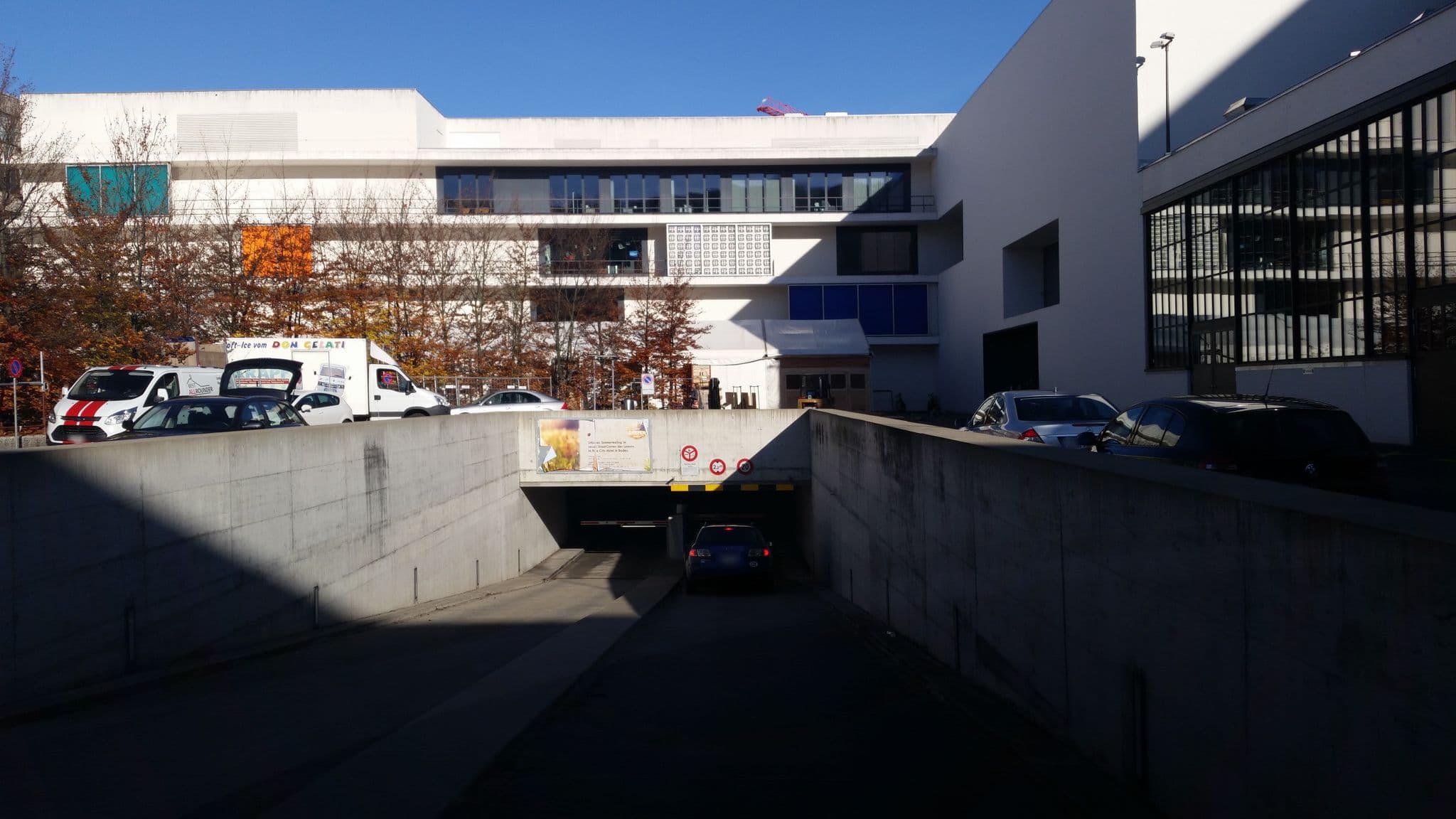 Street view near Trafo Hotel Baden, Baden — © sp8962de (CC BY-SA · Mapillary)