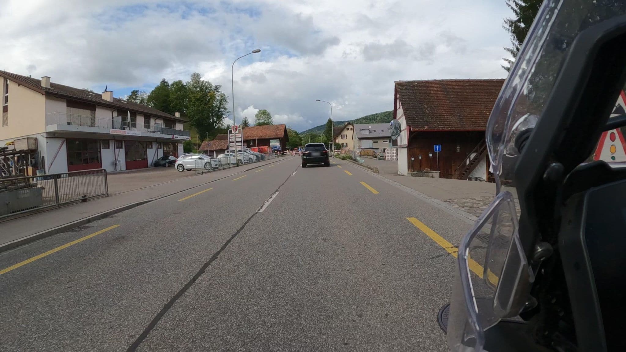 Street view near Mühle Wildbach, Rorbas — © crami (CC BY-SA · Mapillary)