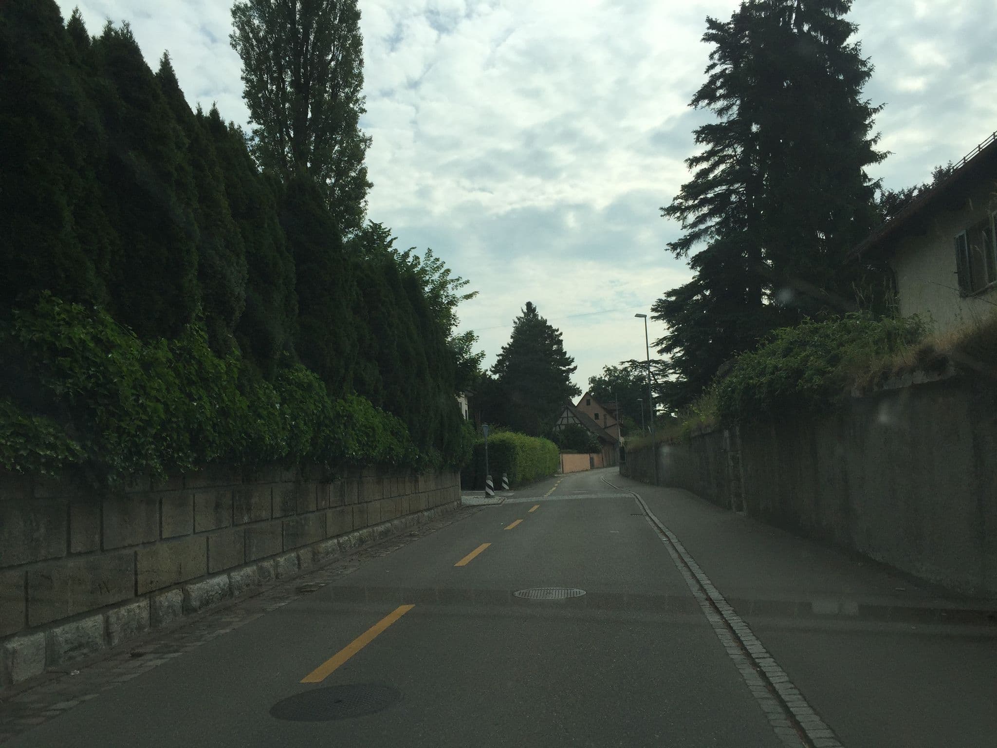 Street view near Mrs. Kung's b&b, Schaffhausen — © canadarunner (CC BY-SA · Mapillary)