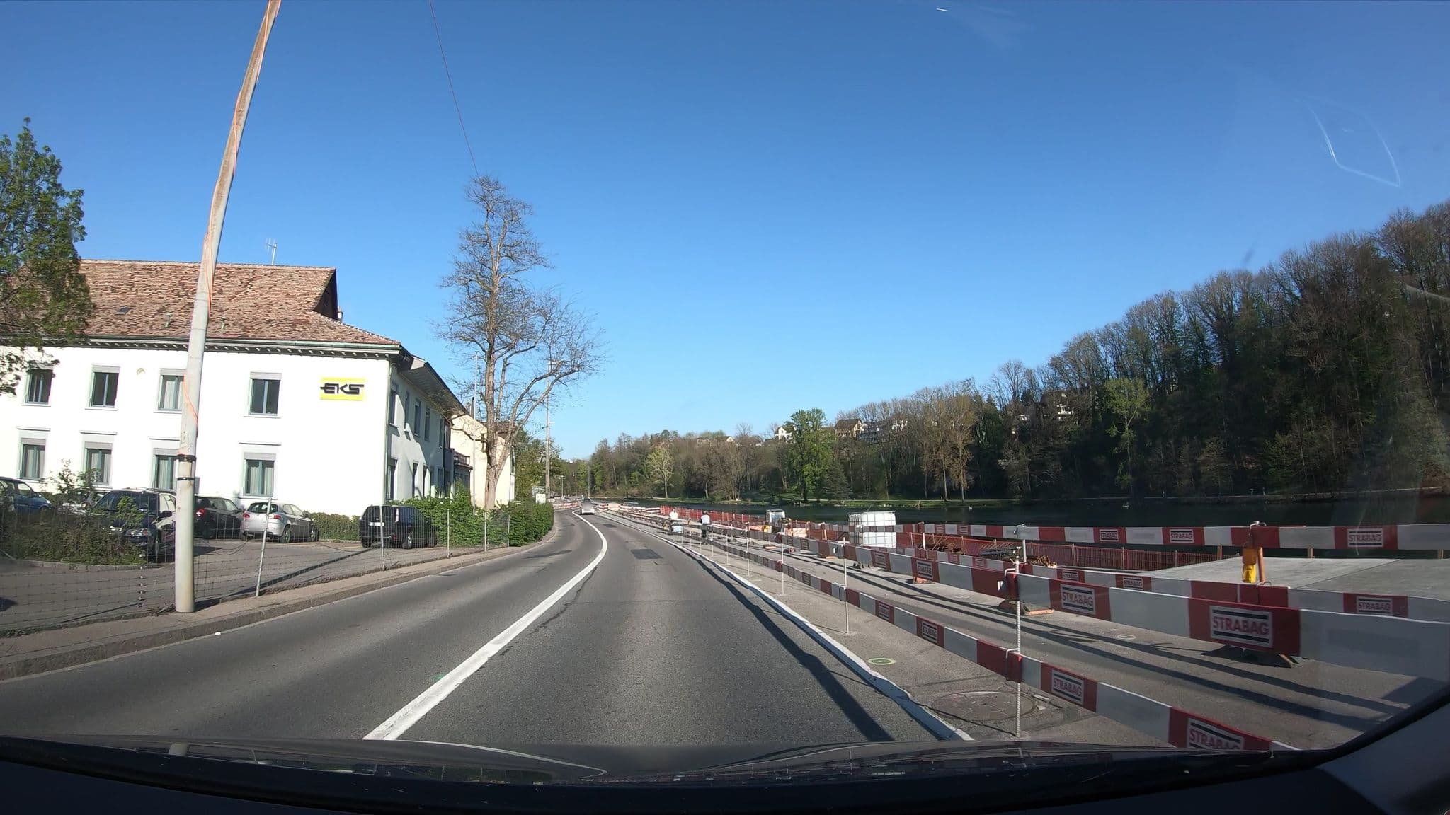 Street view near Zum Kaffeebaum, Schaffhausen — © canadarunner (CC BY-SA · Mapillary)