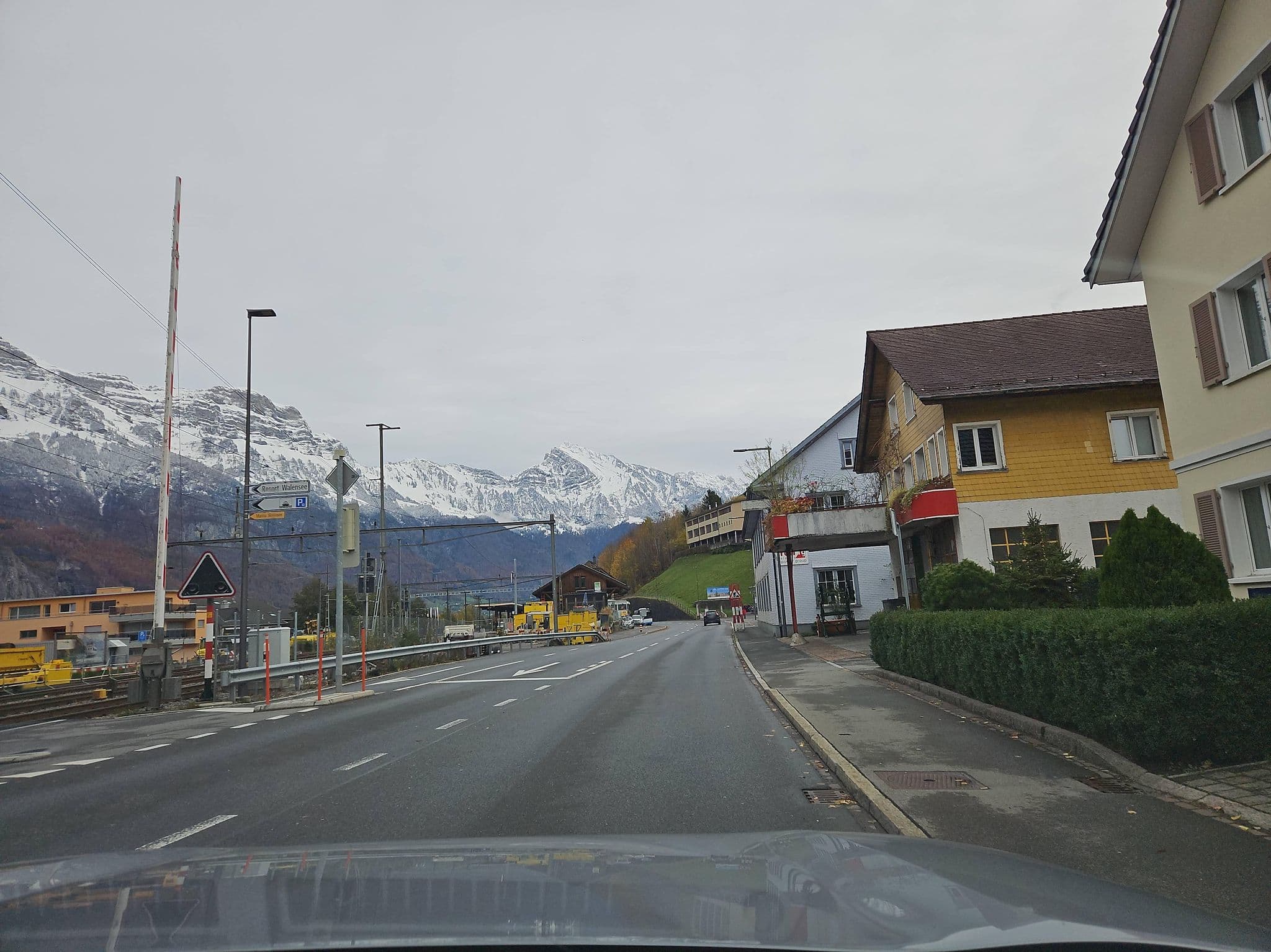 Street view near Restaurant Freieck, Quarten — © Yha1 (CC BY-SA · Mapillary)