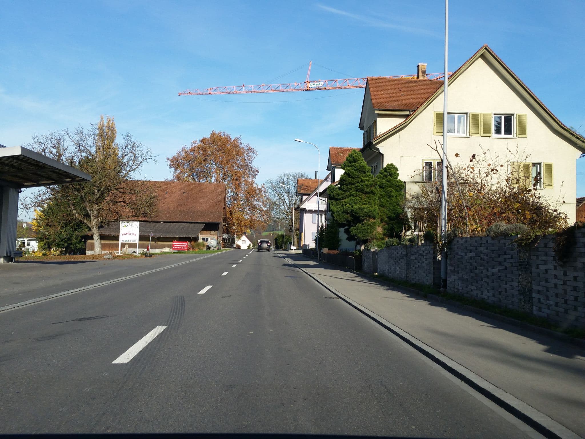 Street view near Haus Sonnegg, Amriswil — © himmelbuerger (CC BY-SA · Mapillary)