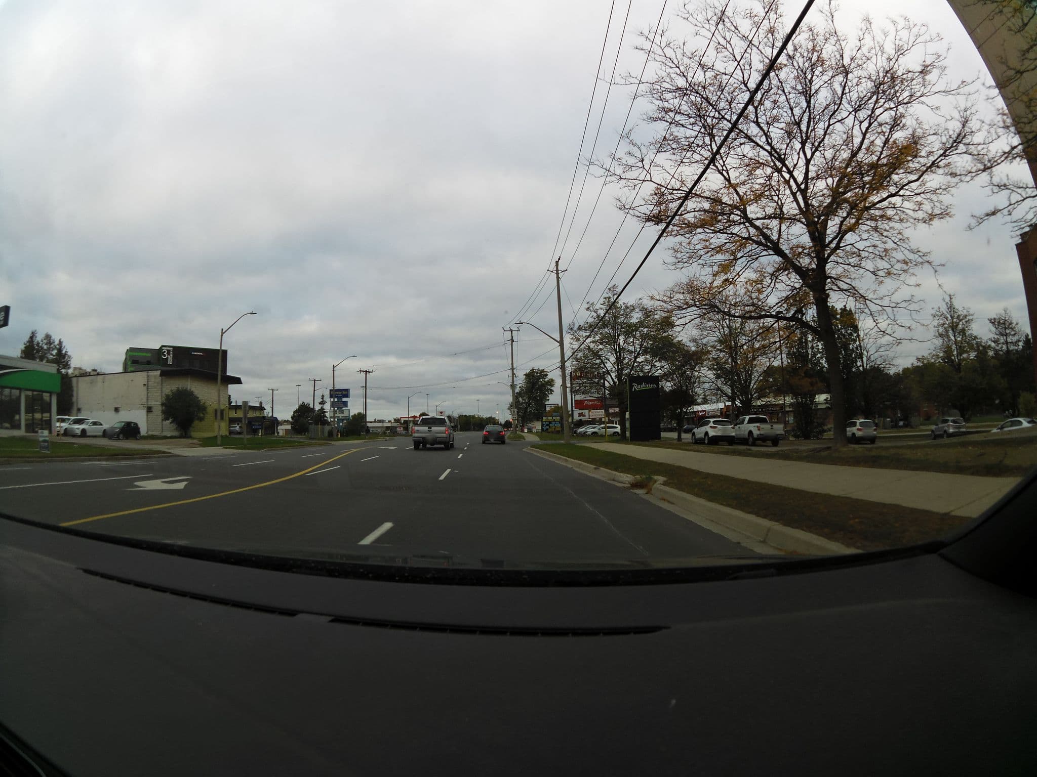 Street view near Courtyard by Marriott, Centreville Chicopee — © mdarwin (CC BY-SA · Mapillary)