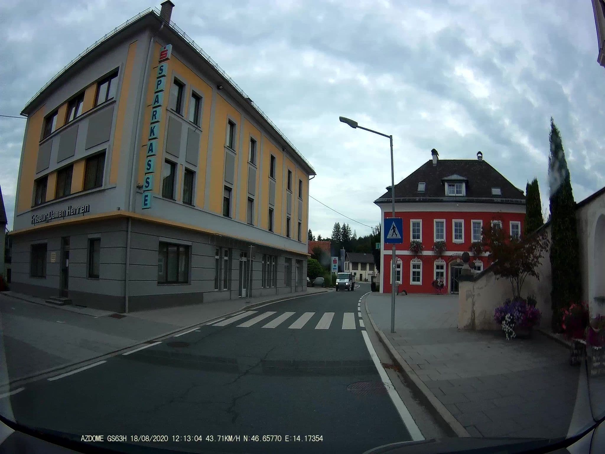 Street view near Gästehaus Moser-Huber, Moosburg — © stefan147 (CC BY-SA · Mapillary)