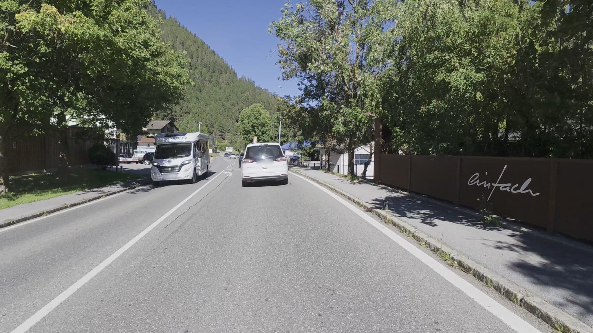 Street view near Hotel Austria, Pfunds — © Guzzi_Franze (CC BY-SA · Mapillary)