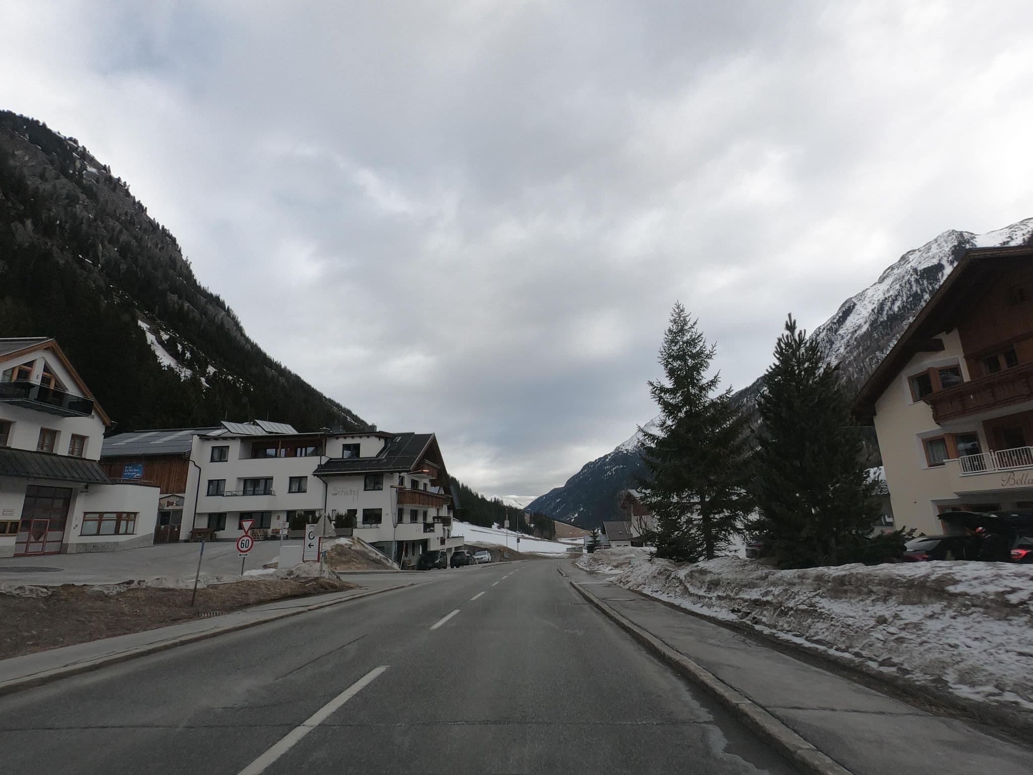Street view near Schadhof Mathon, Ischgl — © frhh211 (CC BY-SA · Mapillary)