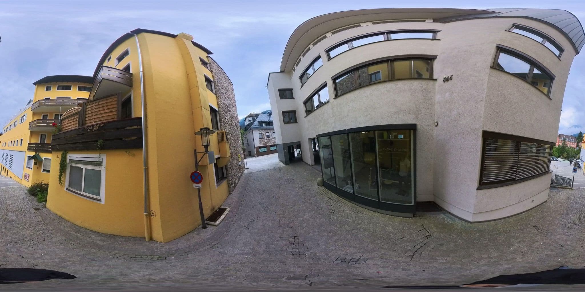 Street view near Schrofenstein Hotel Landeck, Landeck — © osmplus_org (CC BY-SA · Mapillary)