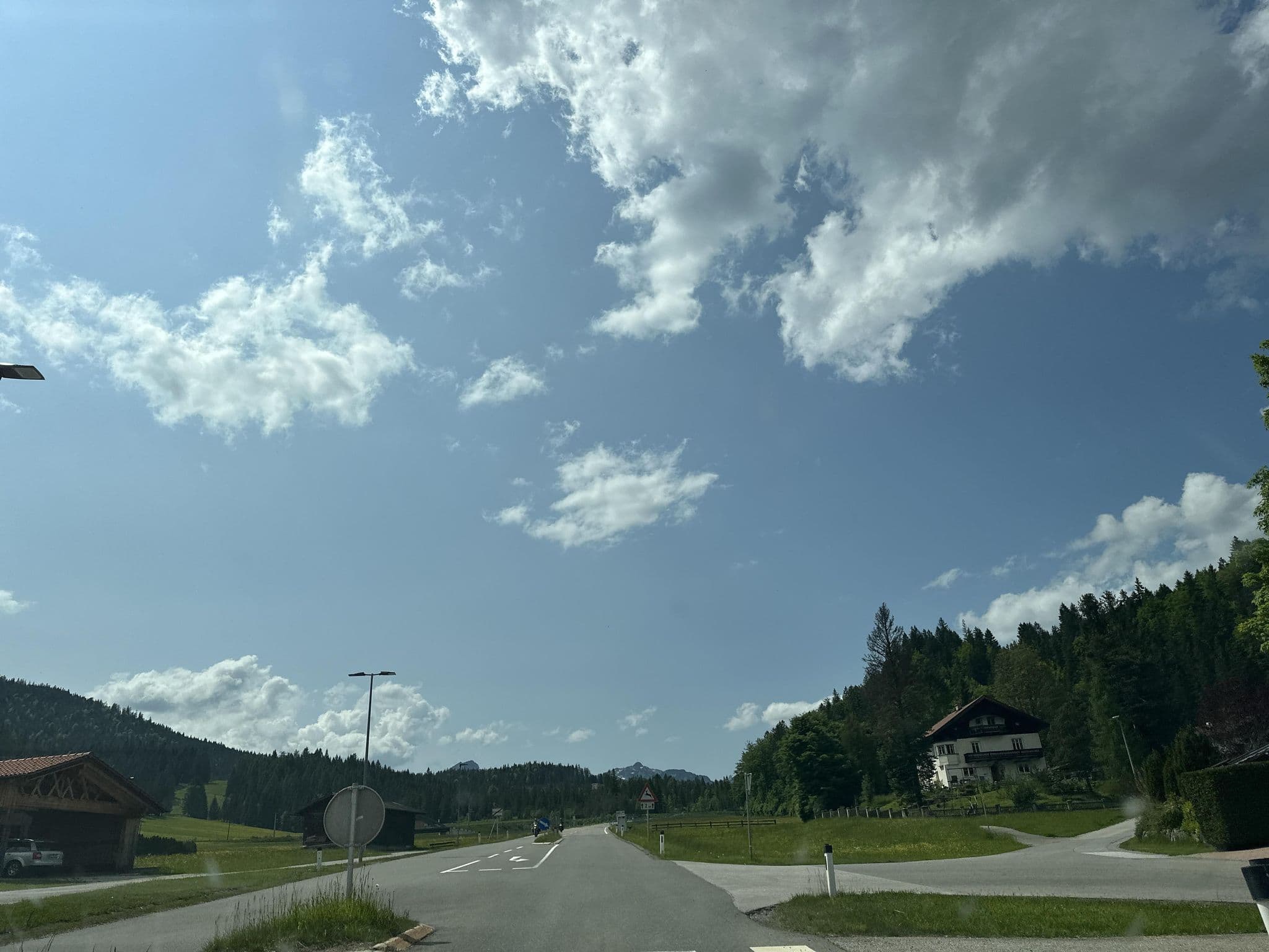 Street view near Ferienheim Tabelander, Reutte — © dapiang (CC BY-SA · Mapillary)