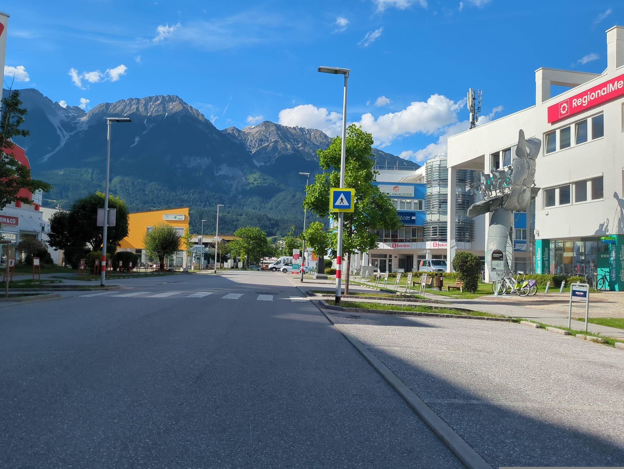 Street view near Wellness Hotels, Pradl — © innsbruck-barrierefrei (CC BY-SA · Mapillary)