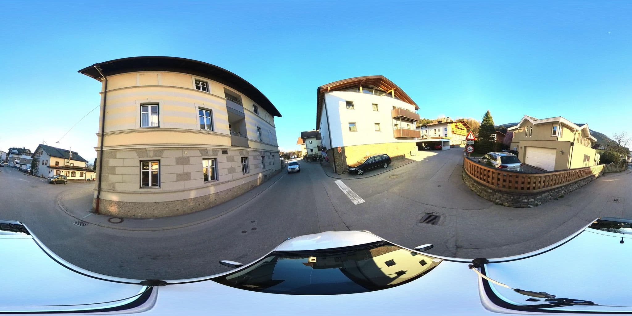 Street view near Hans Schwemberger, Weer — © osmplus_org (CC BY-SA · Mapillary)