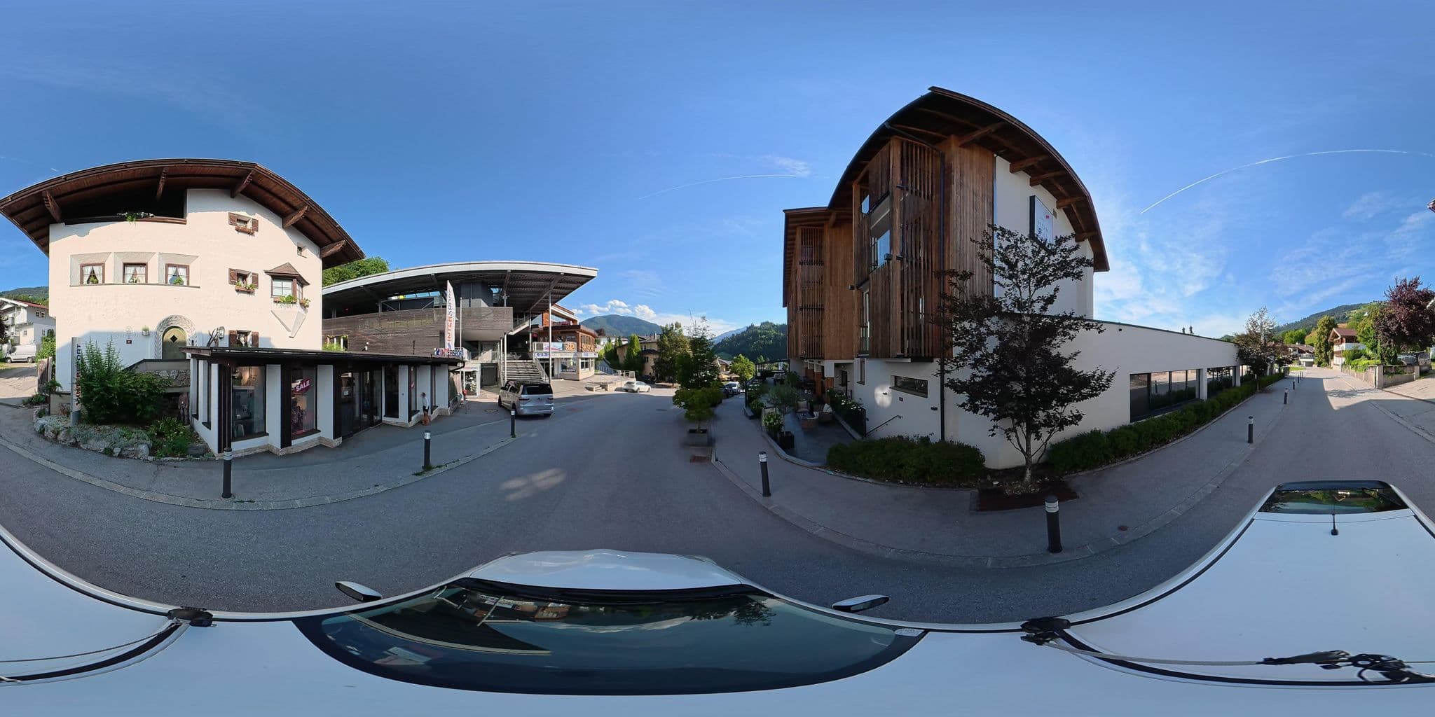Street view near Ullmann Hotelbetriebs GmbH, Hopfgarten im Brixental — © osmplus_org (CC BY-SA · Mapillary)