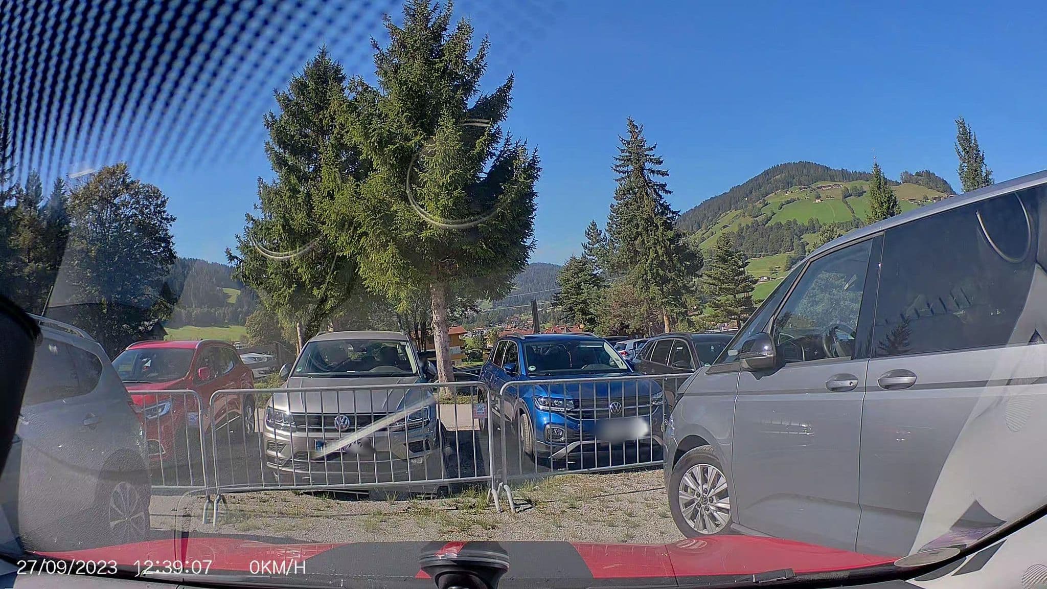Street view near Almblick, Niederau — © AR88 (CC BY-SA · Mapillary)