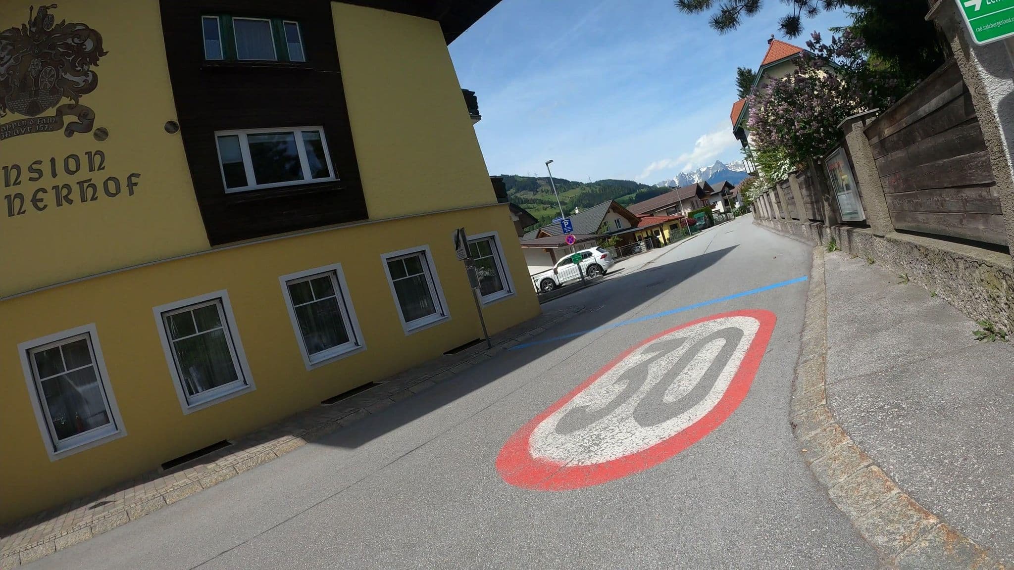 Street view near Zwembad Vant Hotel, Sankt Johann im Pongau — © osmplus_org (CC BY-SA · Mapillary)