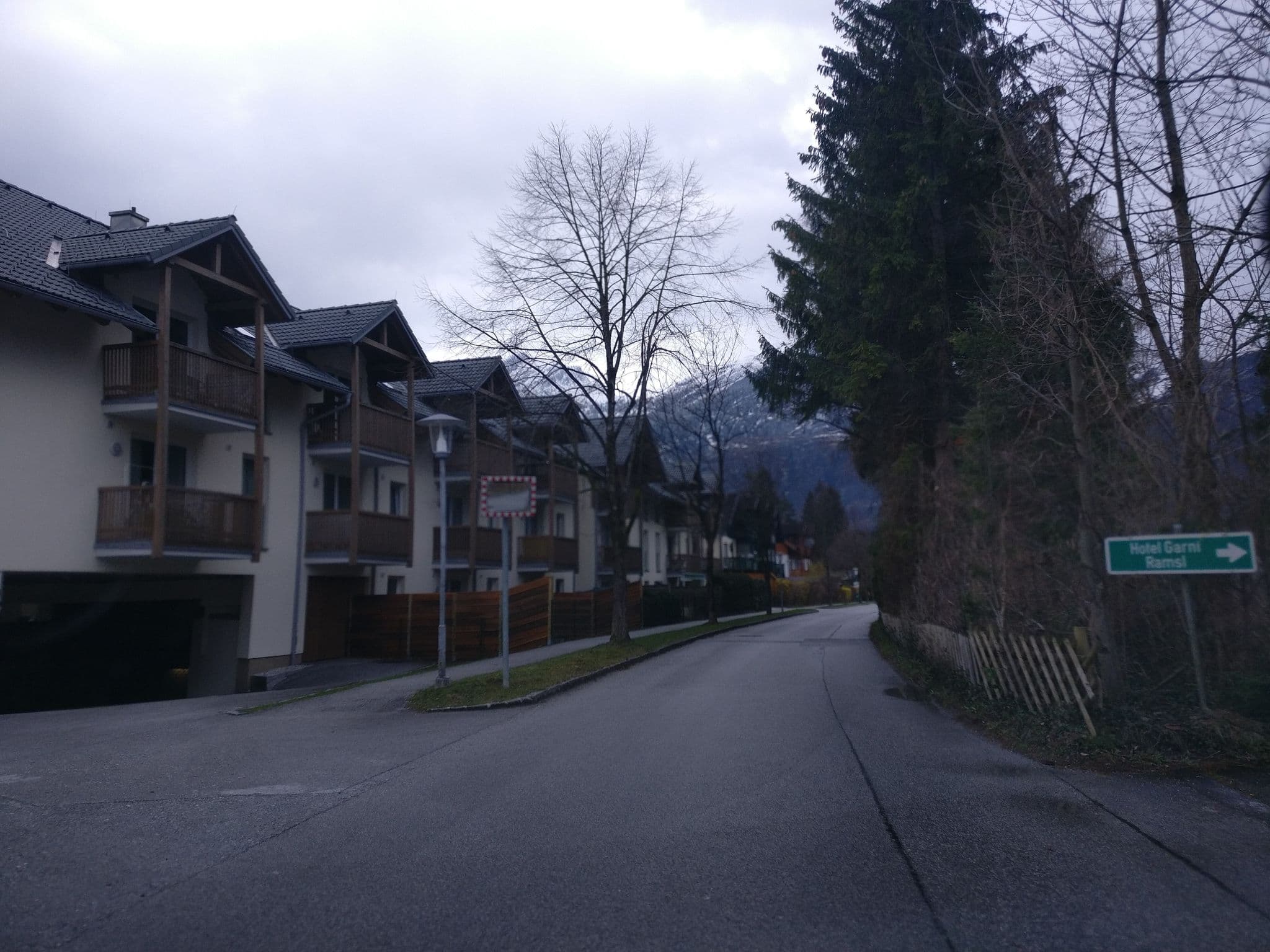 Street view near Hotel Garni Ramsl, Golling an der Salzach — © map_hard (CC BY-SA · Mapillary)