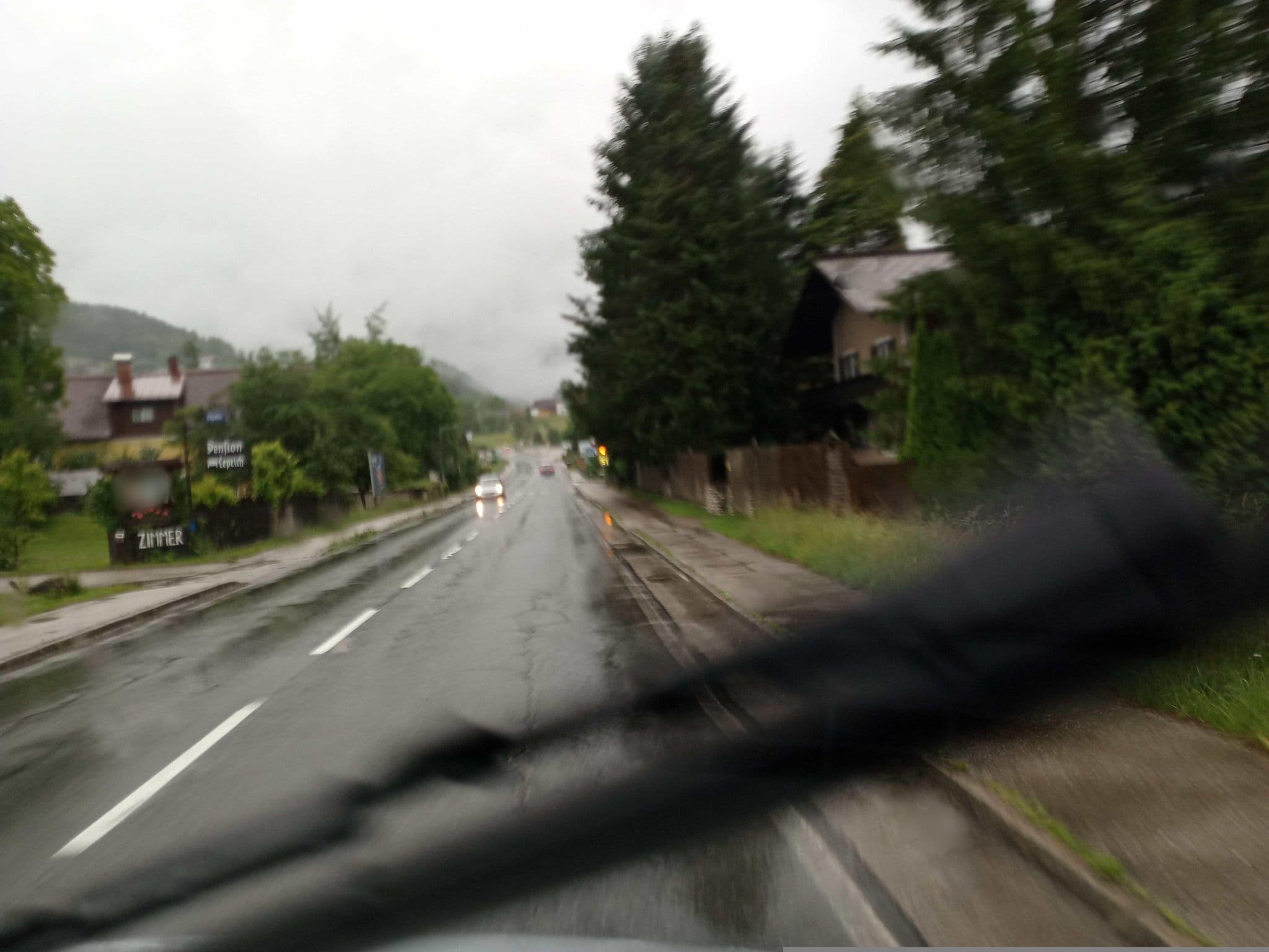 Street view near Agathawirt Fam. Schenner, Bad Goisern — © atze02 (CC BY-SA · Mapillary)