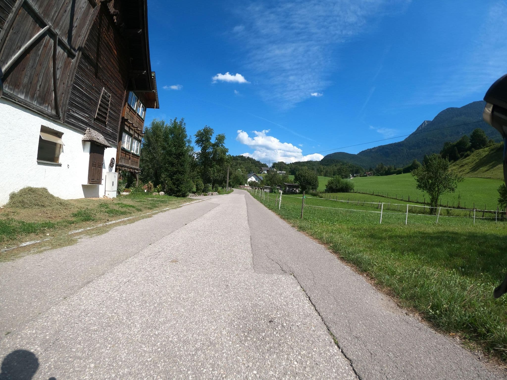 Street view near Nut Lake Apartment, Haiden — © Langfahrer (CC BY-SA · Mapillary)