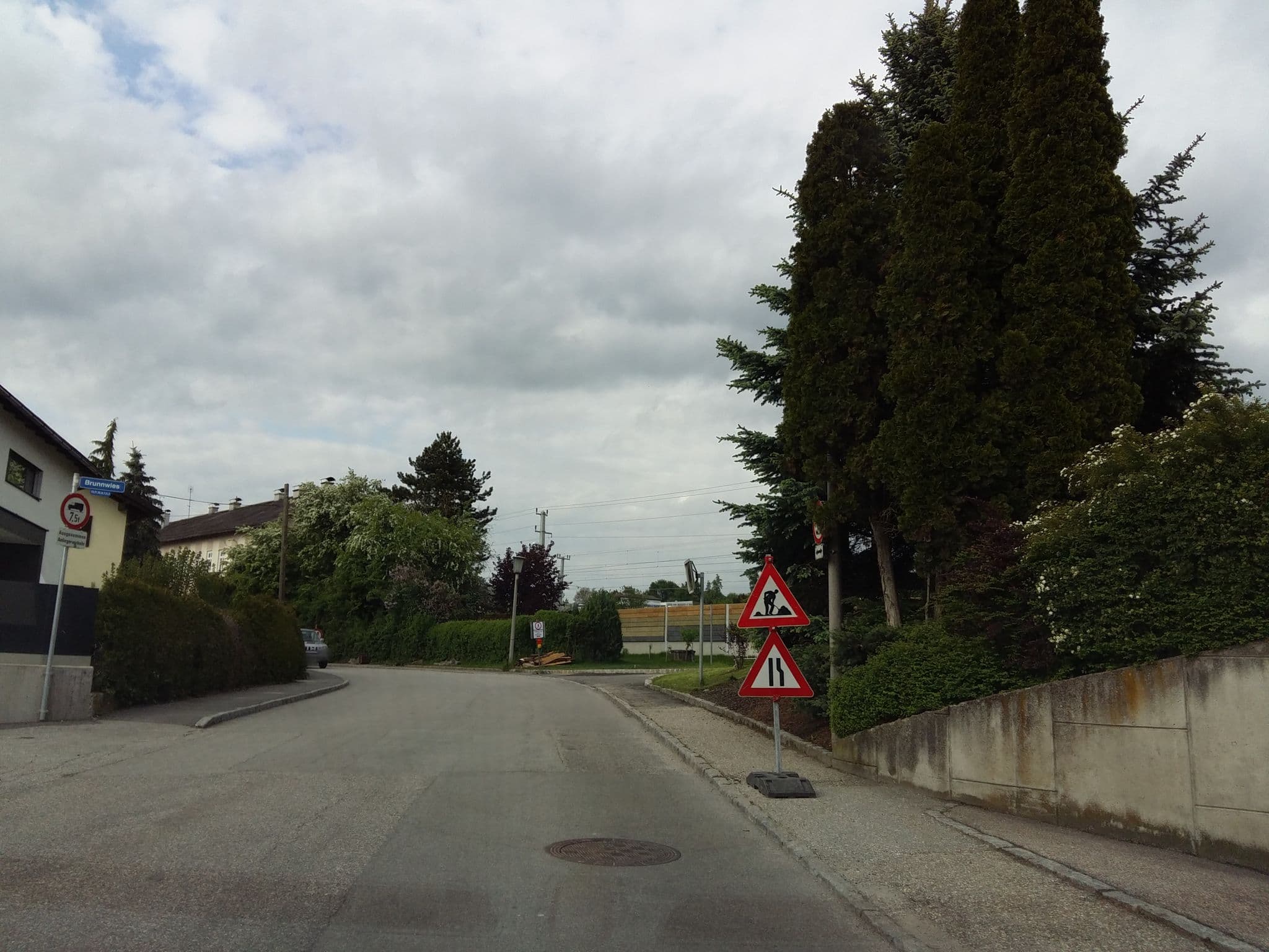 Street view near Gasthaus Bergwirt, Schärding — © ernstranftl (CC BY-SA · Mapillary)